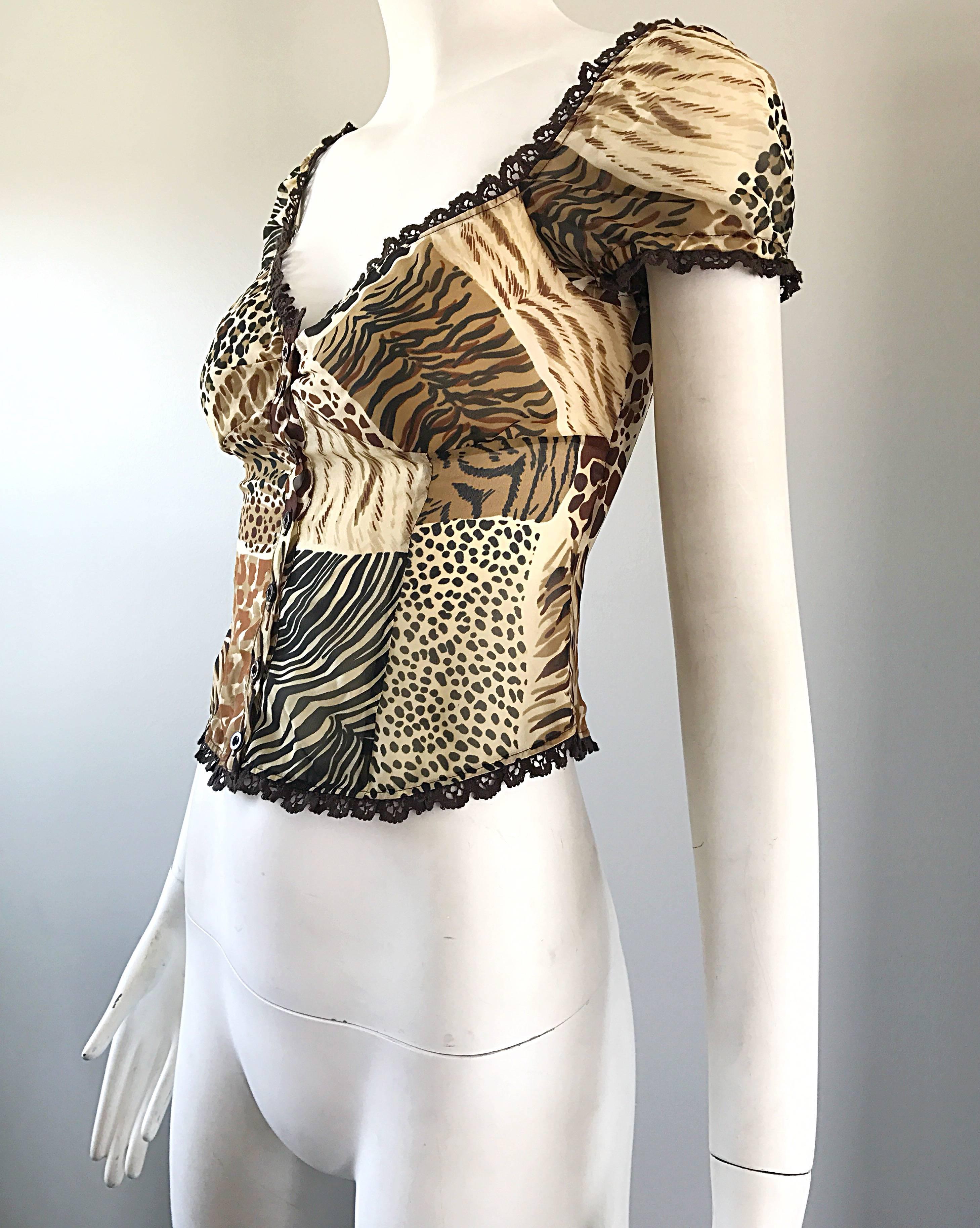 1990s Moschino Cheap & Chic Animal Print Vintage 90s Silk Short Sleeve Crop Top  In Excellent Condition In San Diego, CA