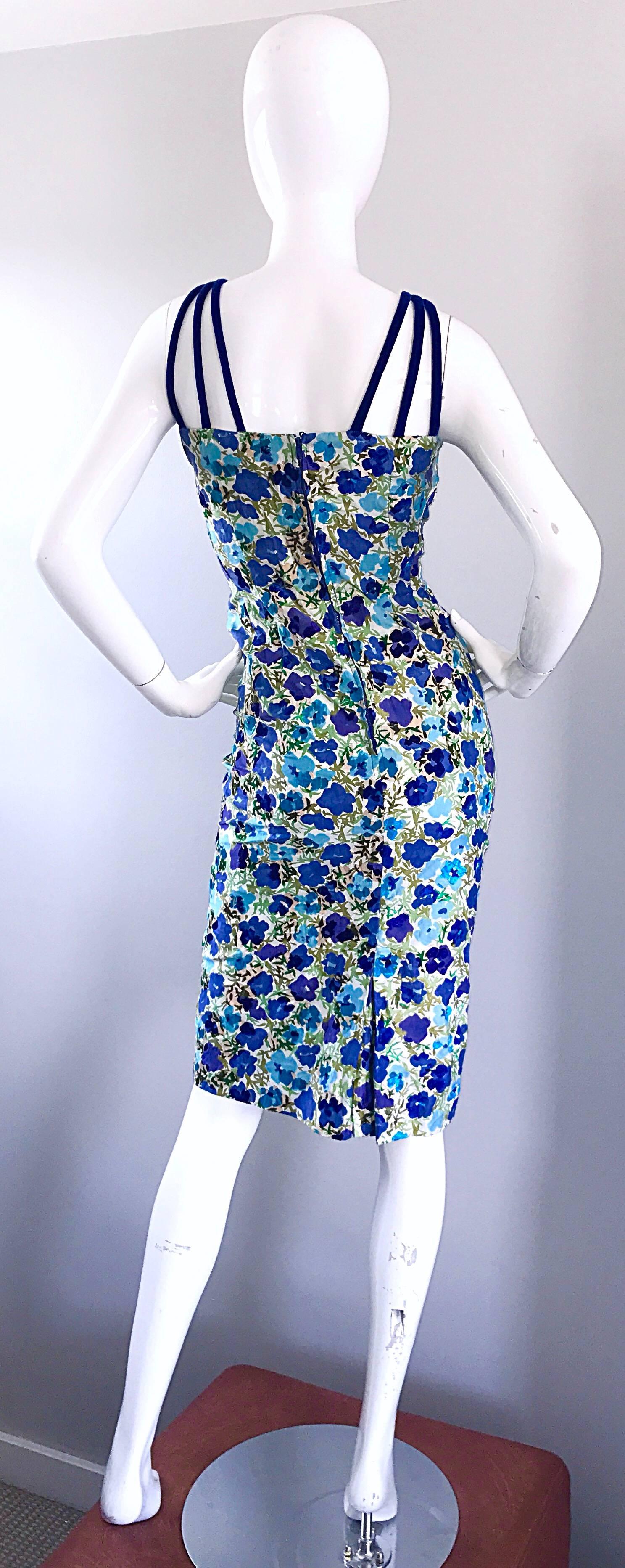 1950s Alix of Miami Size 14 Plus Size Blue + Green Flower Vintage 50s Dress In Excellent Condition For Sale In San Diego, CA