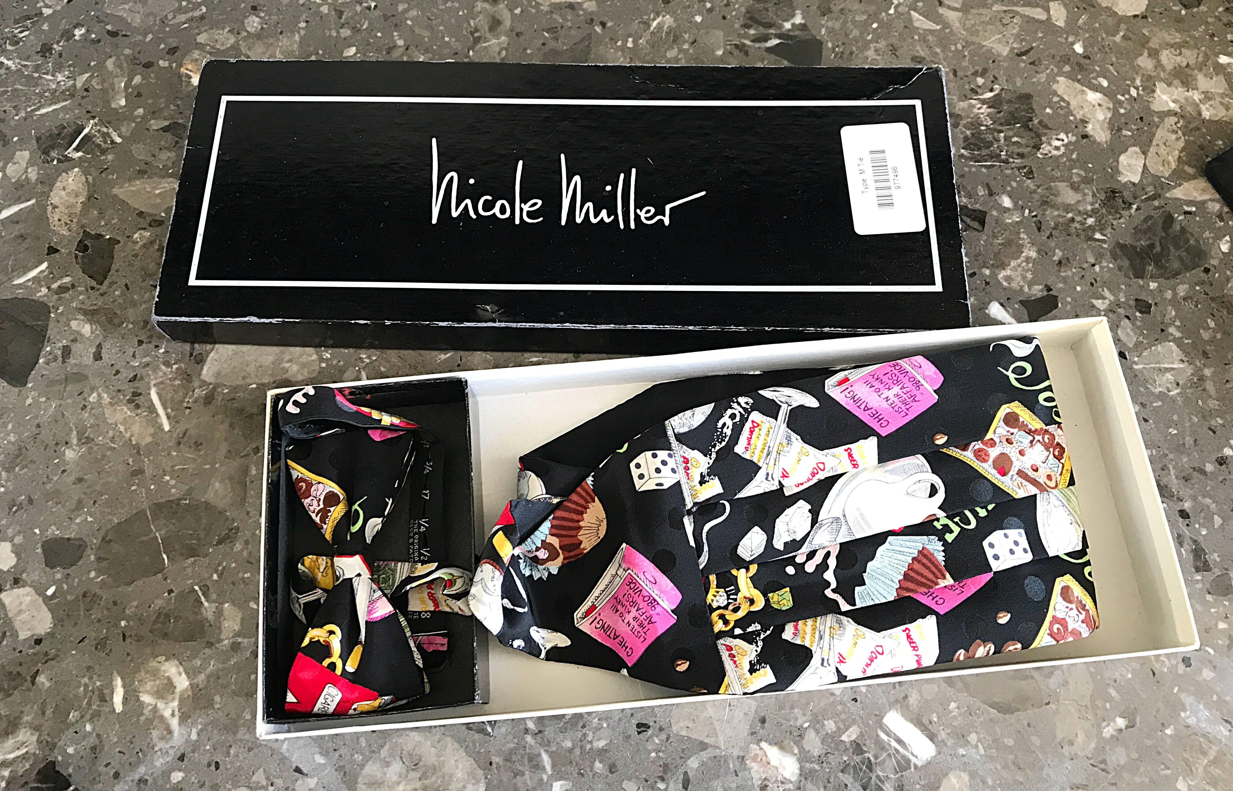Nicole Miller - Ensemble de smoking avec ceinture et nœud papillon, pour homme, rare, années 1990, état neuf dans sa boîte en vente 2