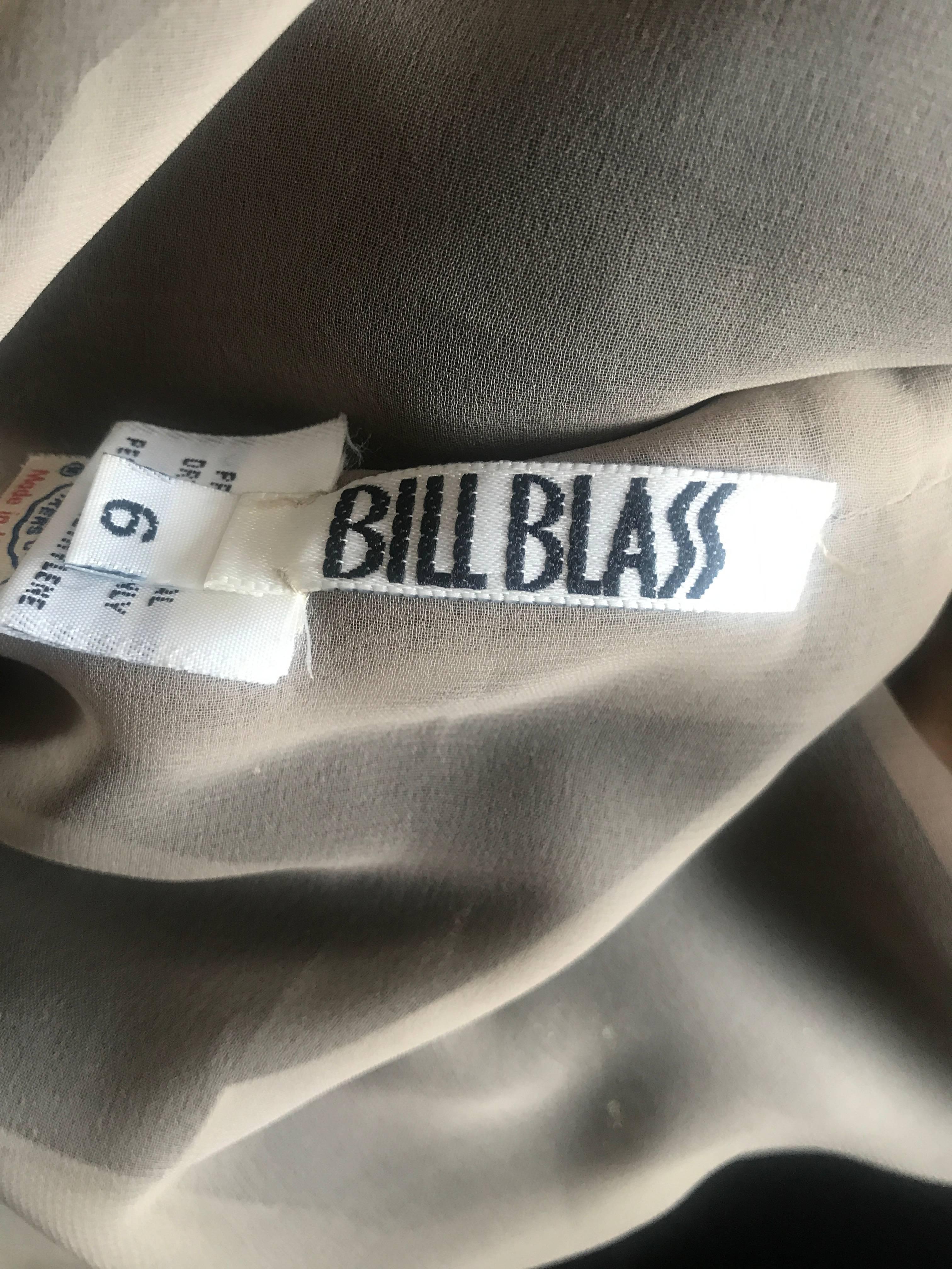 Bill Blass Vintage Gold and Black Size 6 Chantilly Lace Cocktail Dress For Sale 6