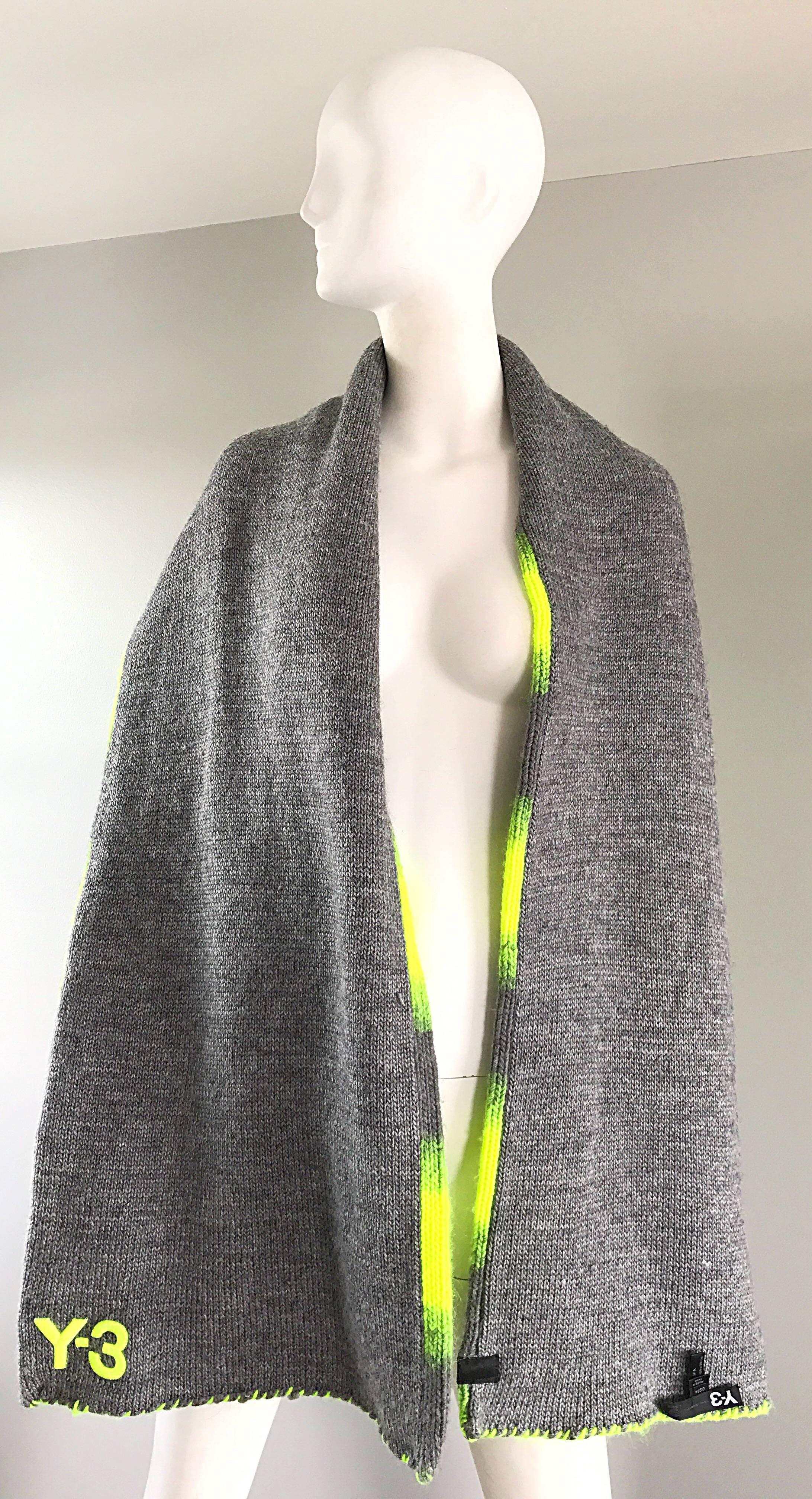 yellow and gray scarf