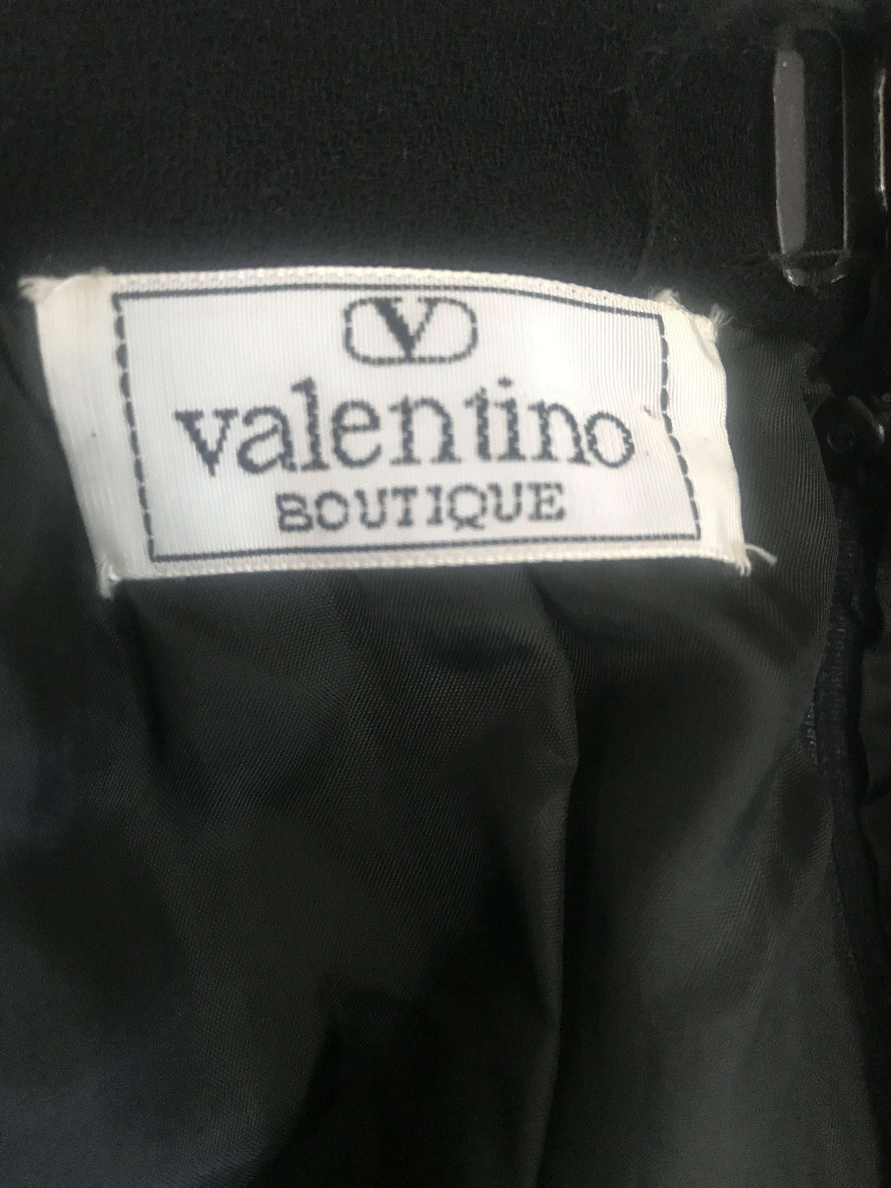 Vintage Valentino Black Wool + Velvet Sz 4 Leaf Motif High Waisted Pencil Skirt For Sale 6