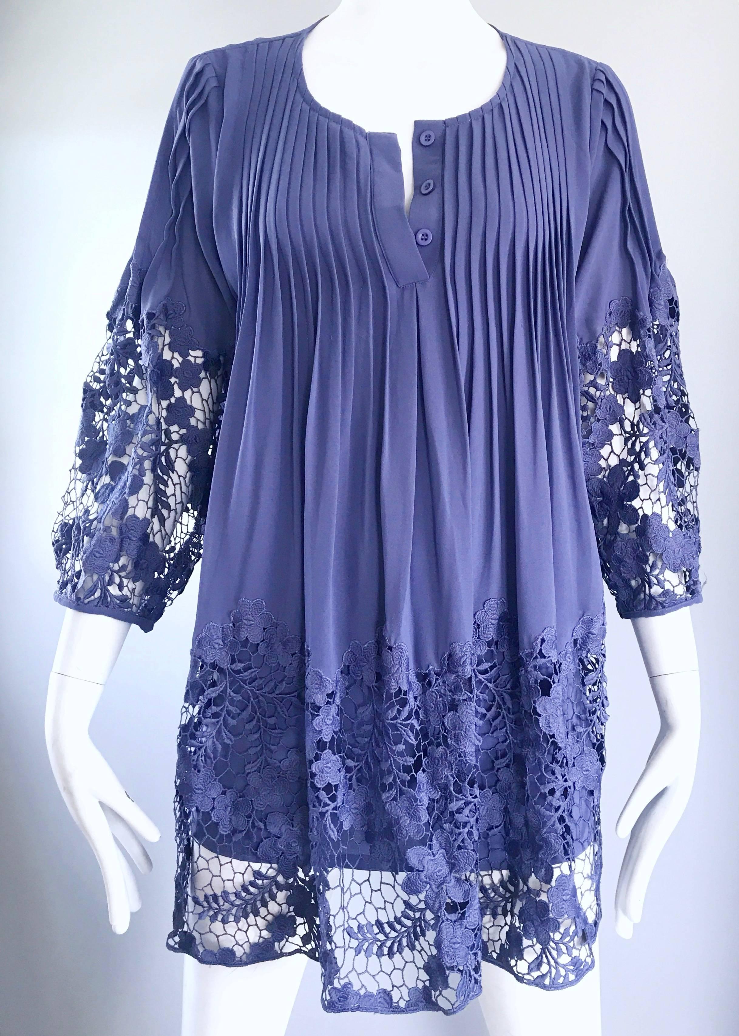 Gray Enzo Gevonni Vintage Perwinkle Purple Crochet Babydoll Vintage Mini Dress Tunic For Sale