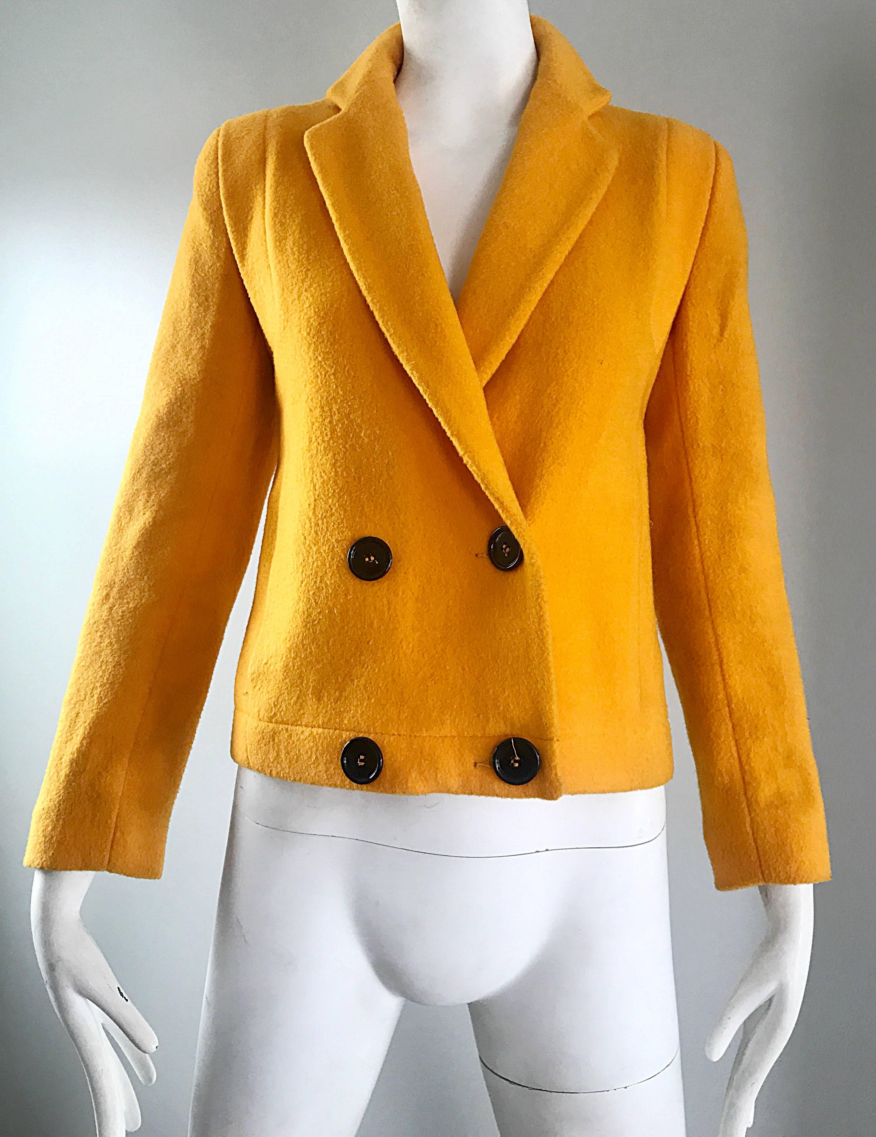 Women's 1990s Geoffrey Beene Mustard Yellow Vintage 90s Wool Cropped Blazer Jacket For Sale