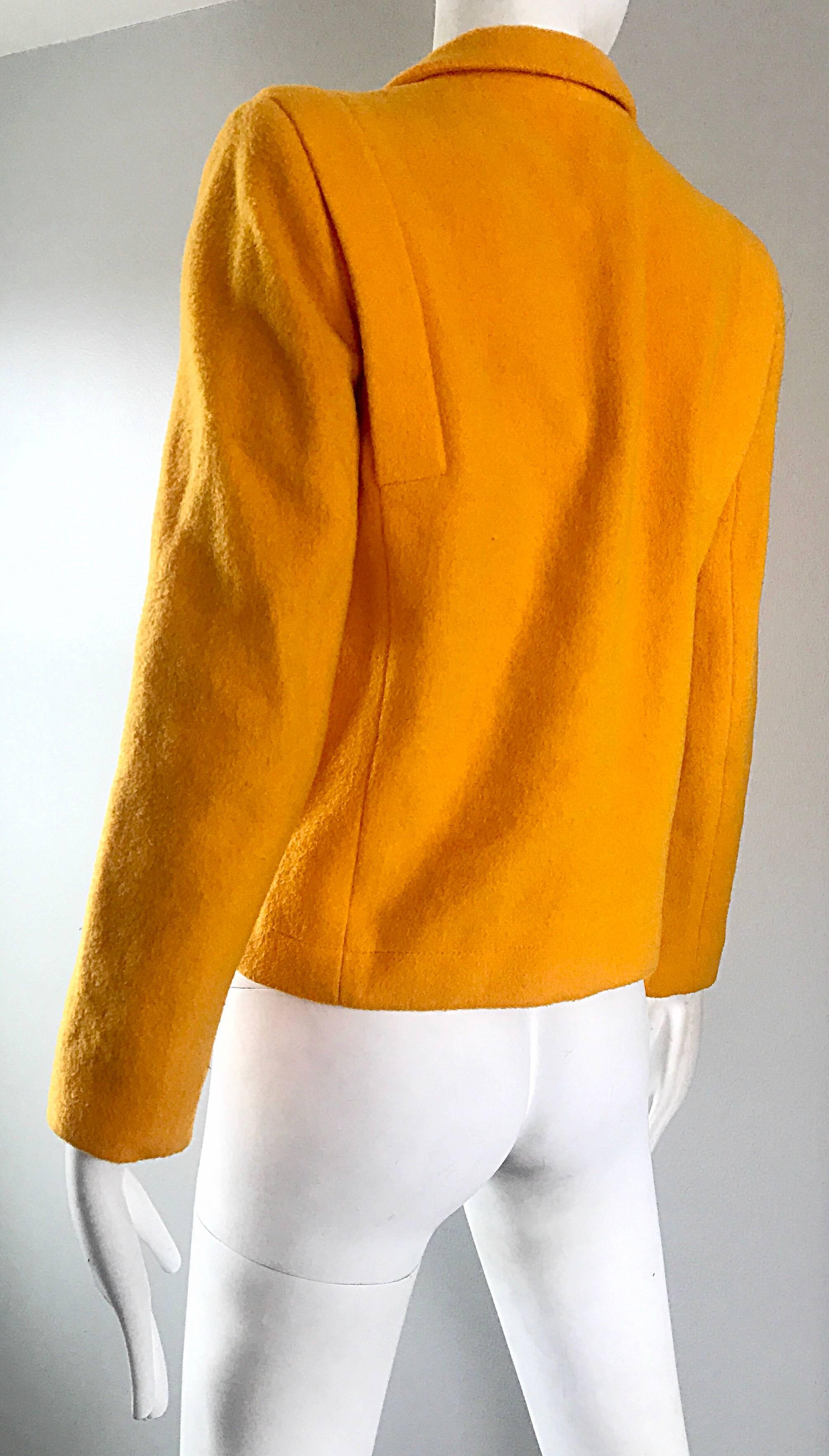 1990s Geoffrey Beene Mustard Yellow Vintage 90s Wool Cropped Blazer Jacket For Sale 1