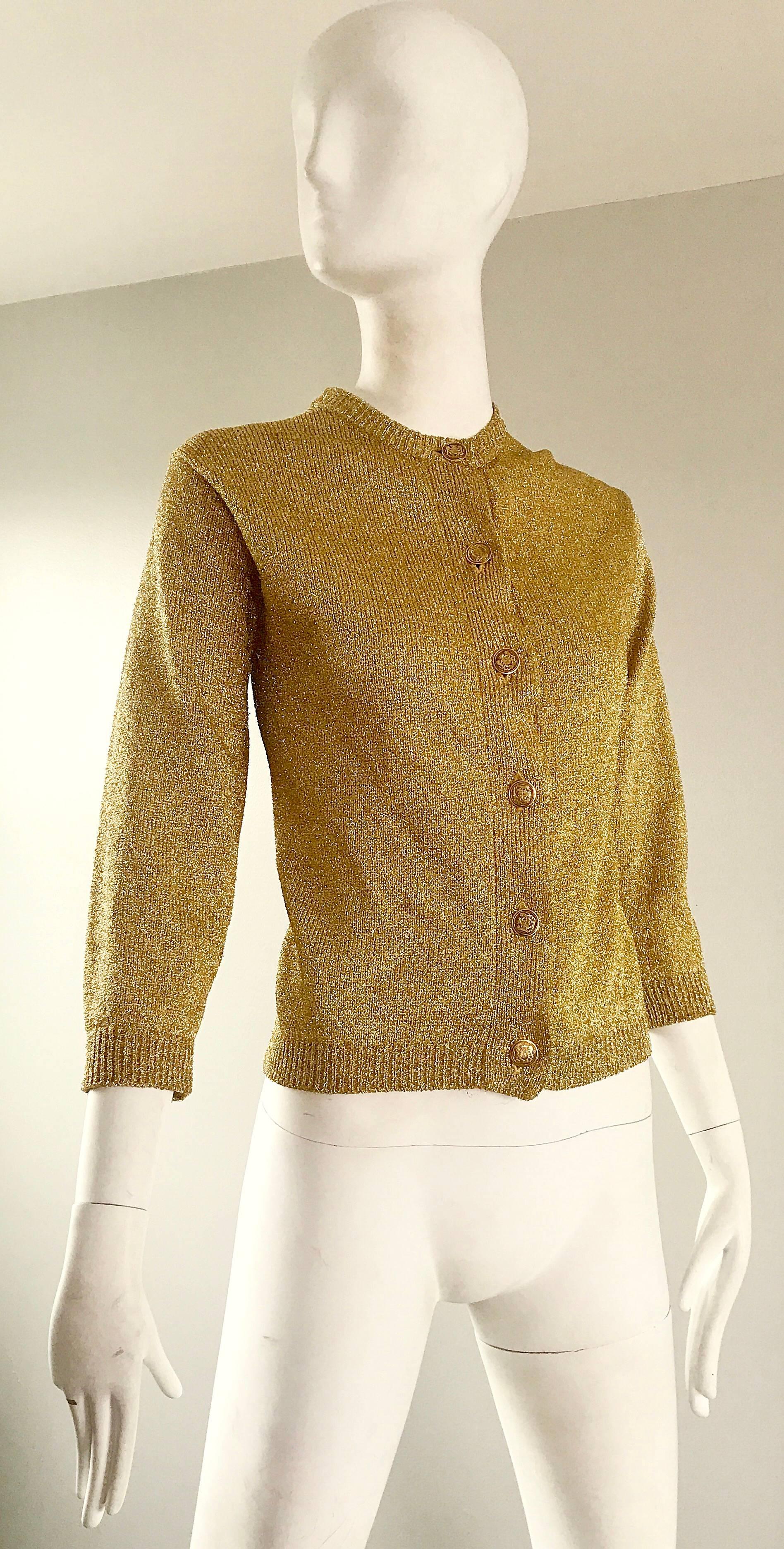 1950er Jahre Gold Metallic Lurex 3/4 Ärmel Französisch Made Vintage 50er Jahre Strickjacke Pullover im Zustand „Hervorragend“ im Angebot in San Diego, CA