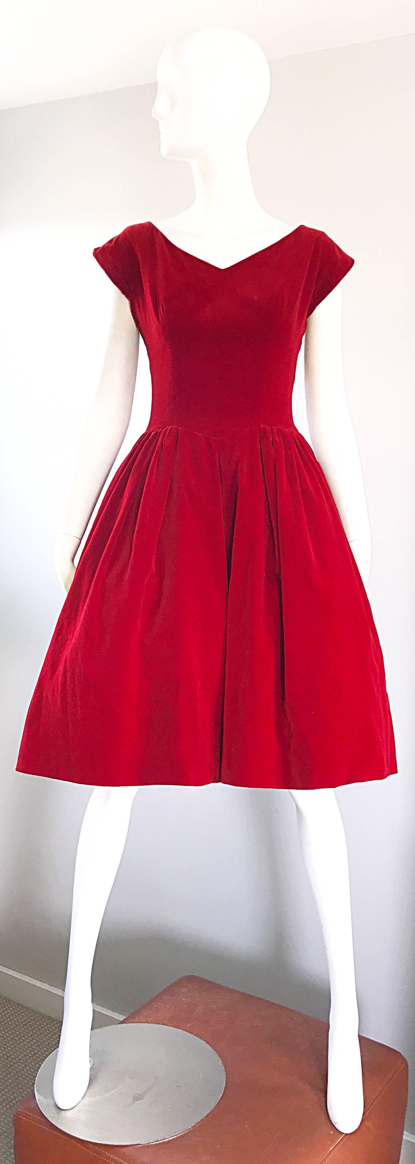 1950s Lorrie Deb Vintage Stunning Red Velvet Fit 'n Flare 