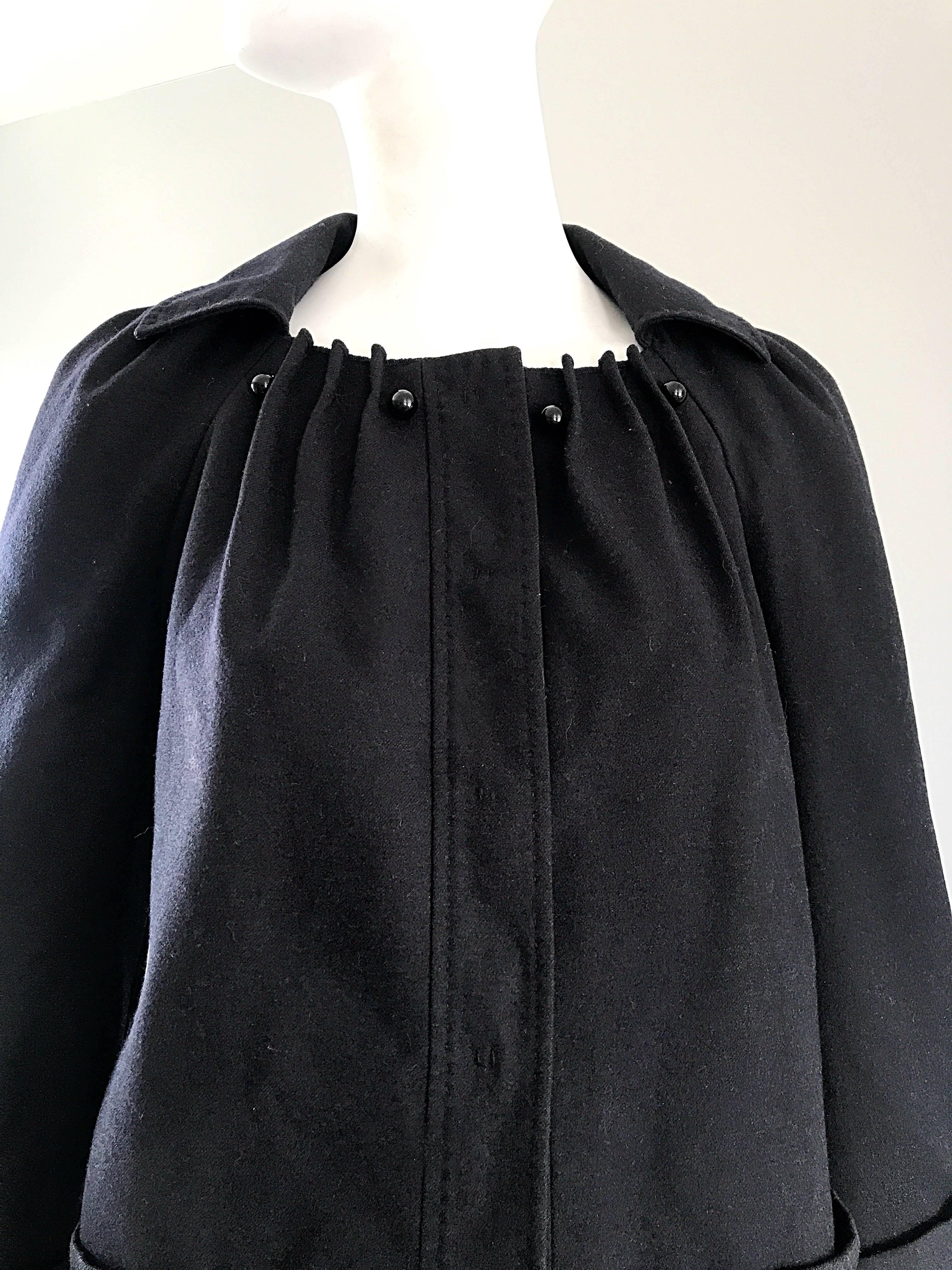 Women's Vintage Alberta Ferretti Size 6 1990s Does 1960s Black Wool 90s Skirt Suit For Sale