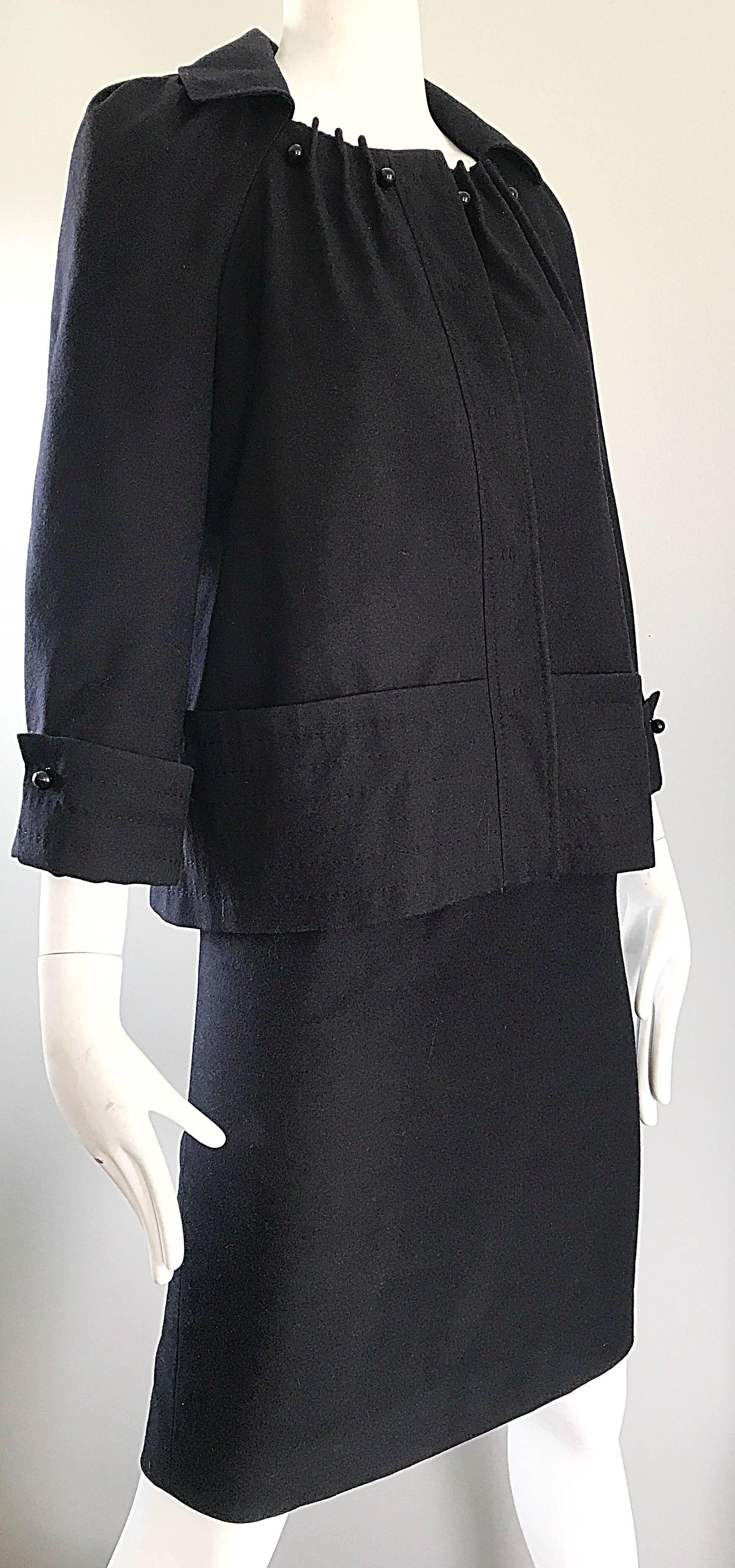 Vintage Alberta Ferretti Size 6 1990s Does 1960s Black Wool 90s Skirt Suit For Sale 2