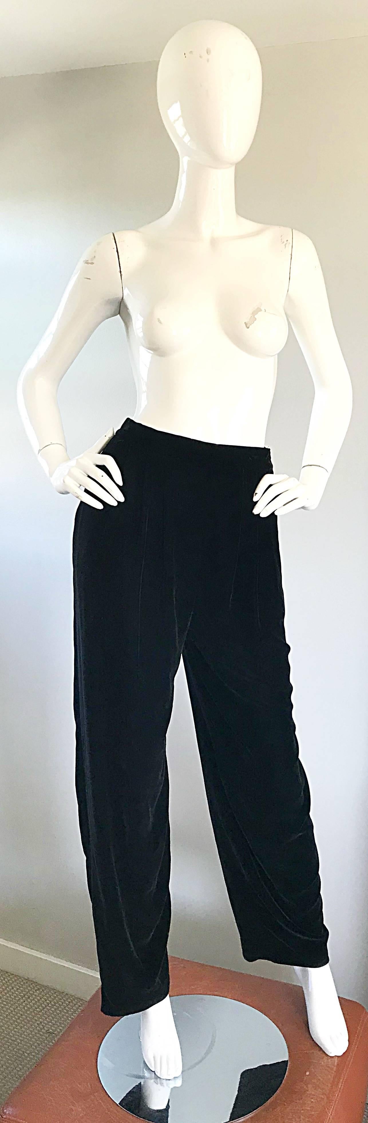 1990s Christian Dior Size 10 / 12 Black Silk Velvet Vintage Straight Leg Pants In Excellent Condition For Sale In San Diego, CA