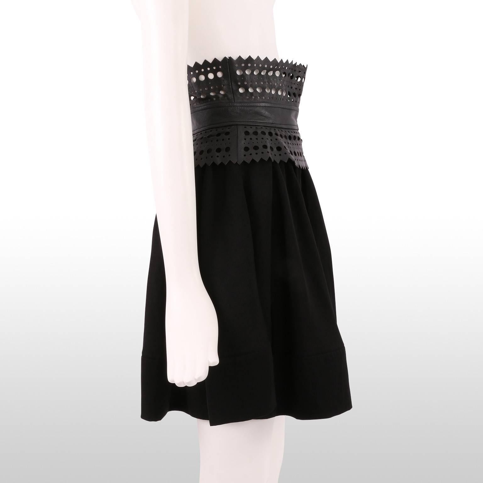 Elizabeth and James Black Skater Skirt with Leather Laser Cut Waistband In Excellent Condition For Sale In London, GB