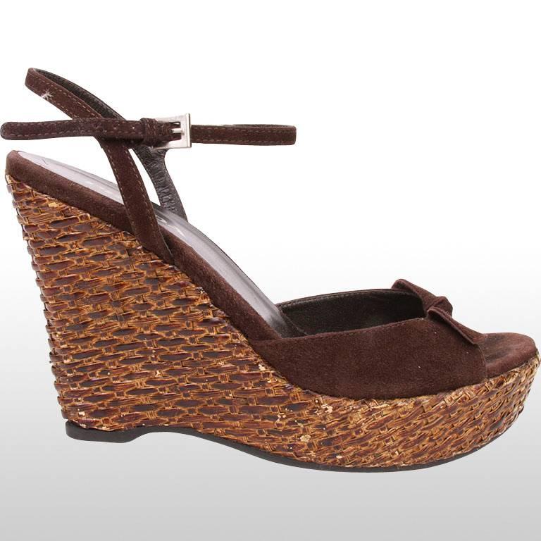 Prada Brown Suede & Rattan Wedges In Excellent Condition For Sale In London, GB