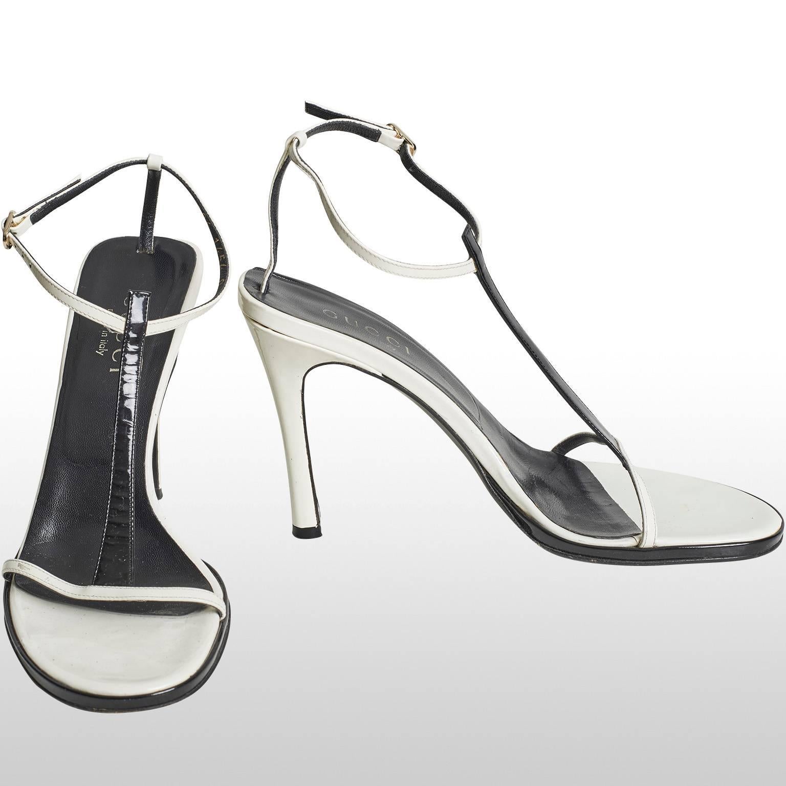 Gucci Black and White Strappy Heeled Sandals Approx Size UK 6  For Sale