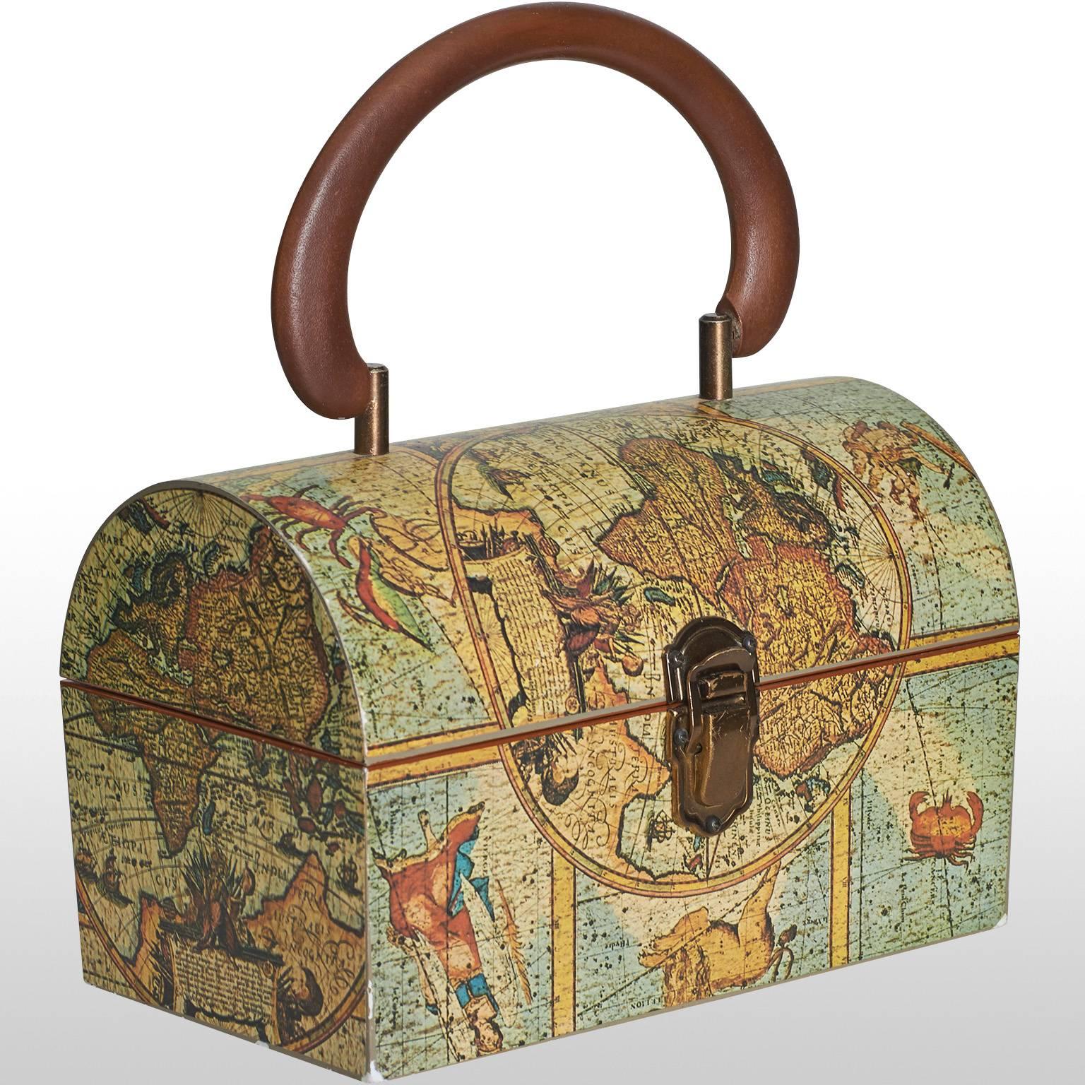 Beautiful lunchbox style bag with a quirky map print. The bag features a clasp fastening and wooden handle ideal for carrying around all day, with ample space for all your belongings.
Measurements:
Hight 9.5