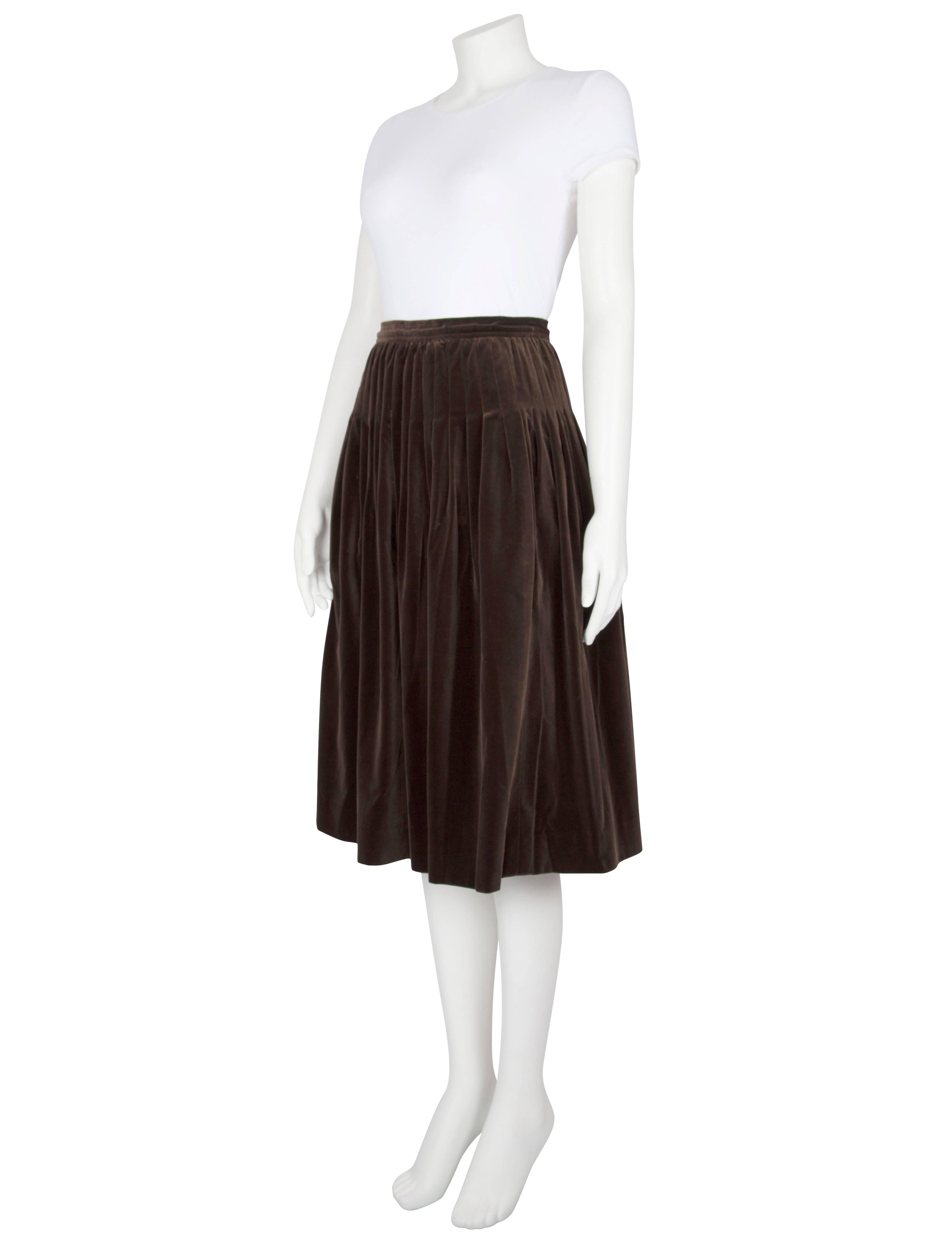 1970s Yves Saint Laurent Rive Gauche Brown Velvet Pleated Skirt In Excellent Condition For Sale In London, GB