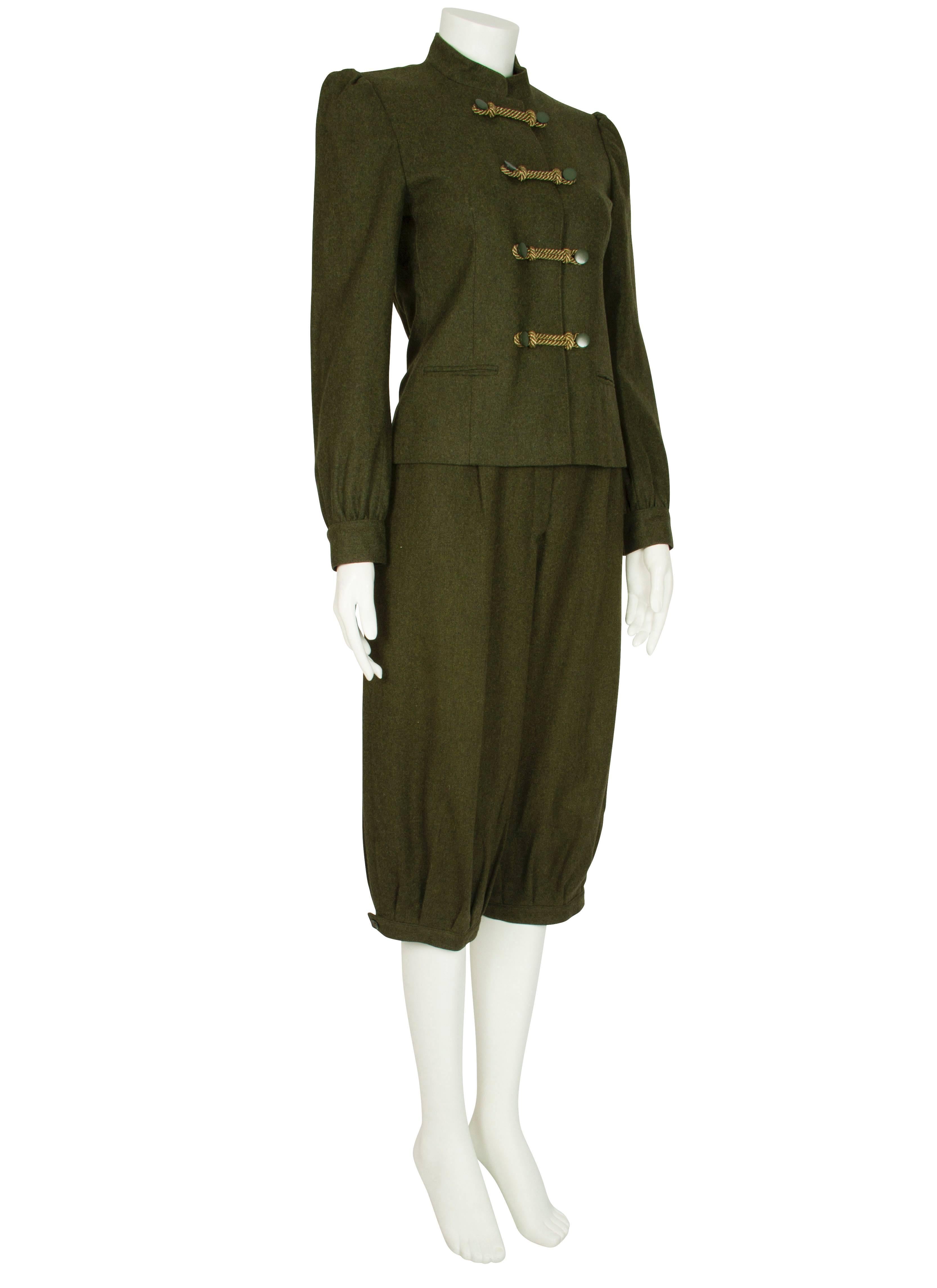 1970s Joy-Trixi Schober Moss Green Wool Hunting Jacket & Culottes Ensemble In Excellent Condition For Sale In London, GB