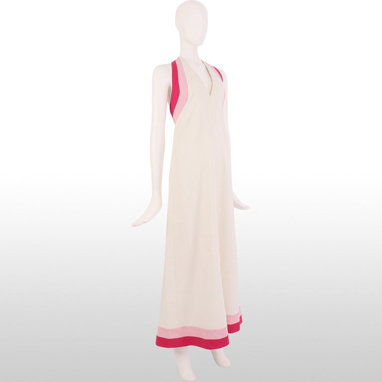 1970's Lord and Taylor White Linen with Pink Halter Neck Gown In Excellent Condition For Sale In London, GB