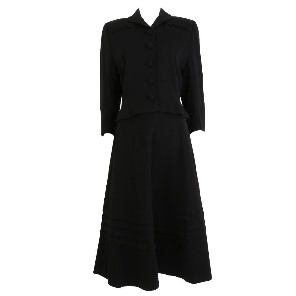 1940's Lilli Ann Pleat Tuck Skirt Suit For Sale