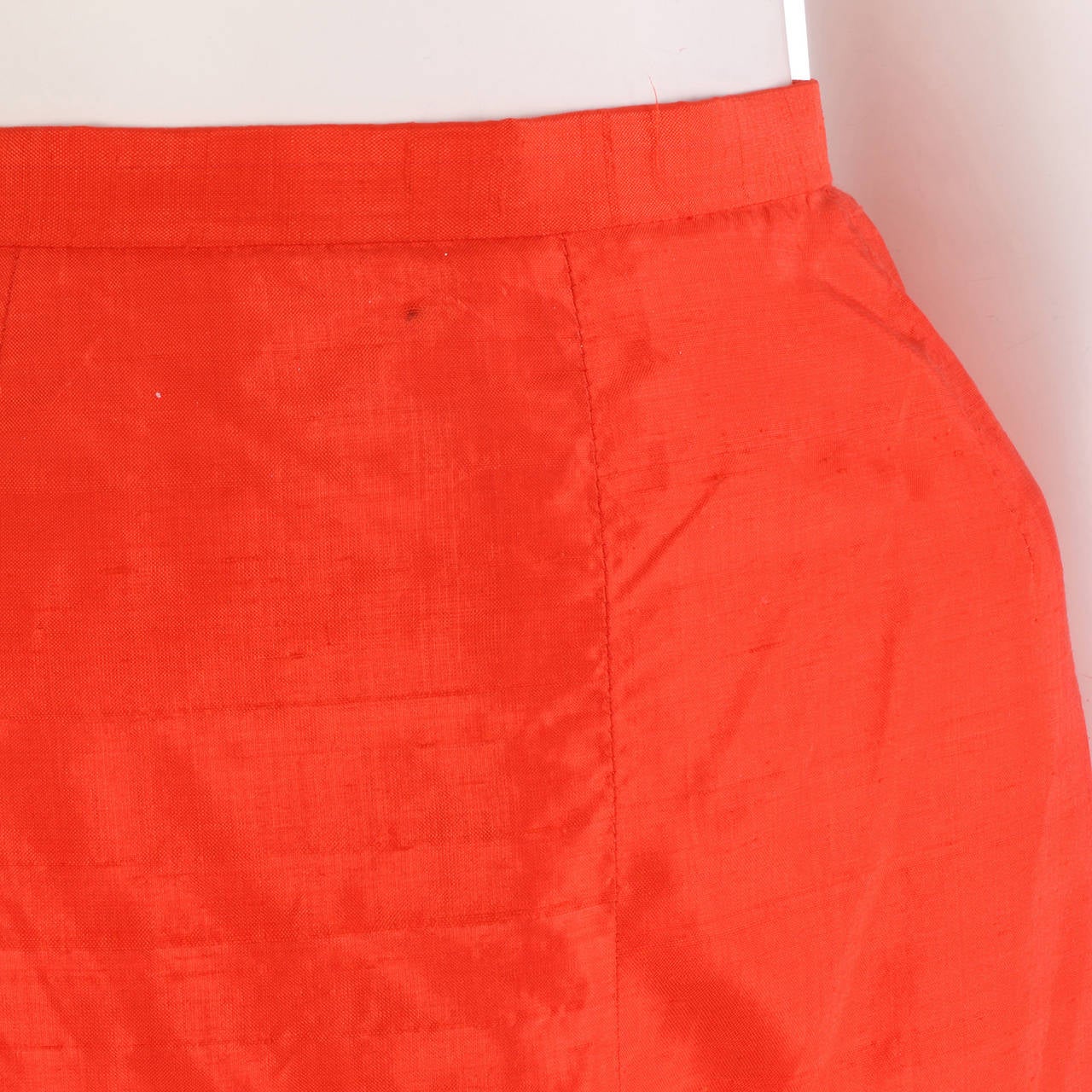 1970's Coral HarrodsThai Silk Skirt 1