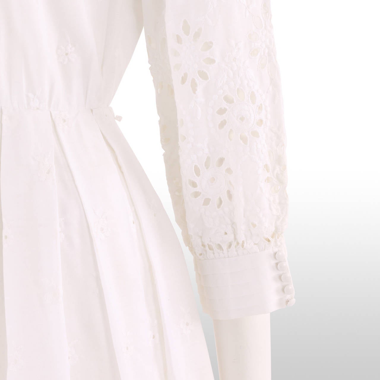 1950's White Cotton Broderie Anglaise Summer Dress 2