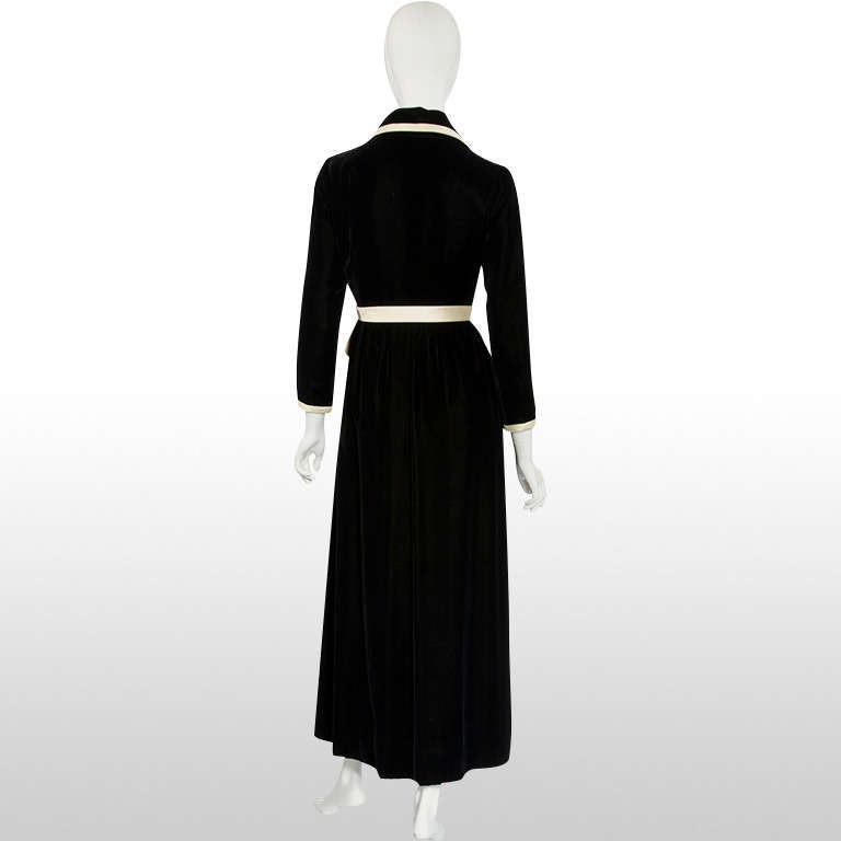 Women's 1970's Malcolm Starr Velvet Ivory Bow Wrap Dress