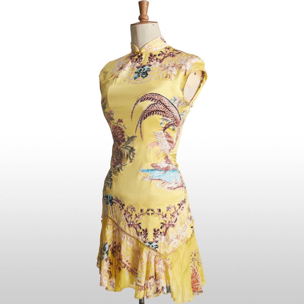 Roberto Cavalli RUNWAY Canary Yellow Silk Floral Chinoiserie Print Dress RUNWAY In Excellent Condition In London, GB