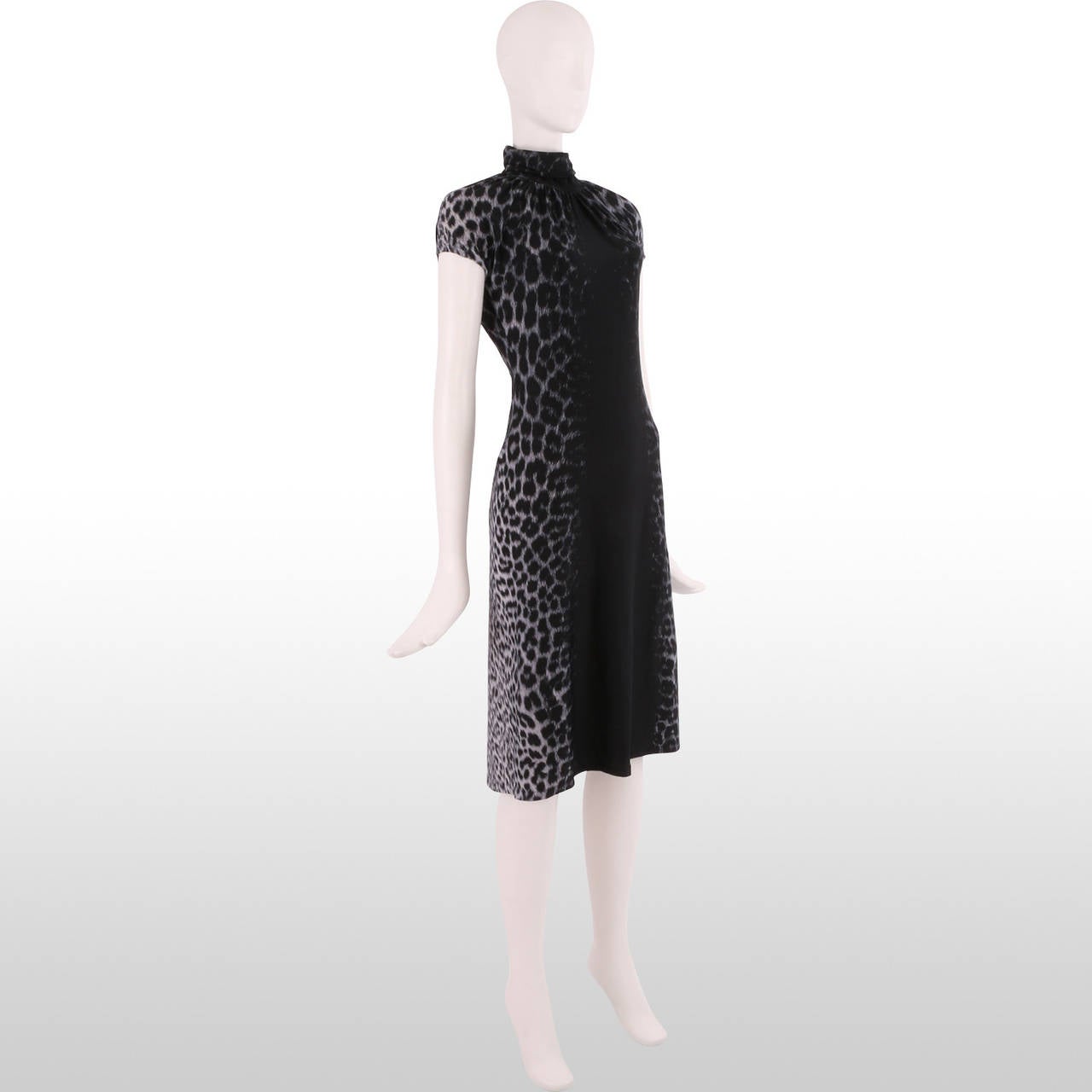 Roberto Cavalli Black and Grey Leopard Print Polo Neck Dress - Size S In Excellent Condition For Sale In London, GB