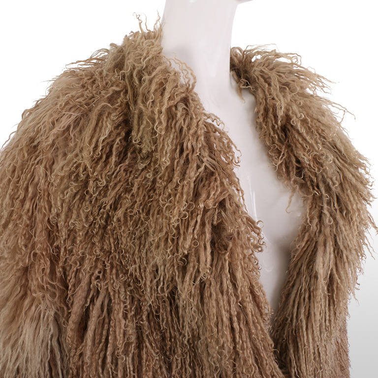 1970's  Mongolian Curly Lamb Wool - Size M 2