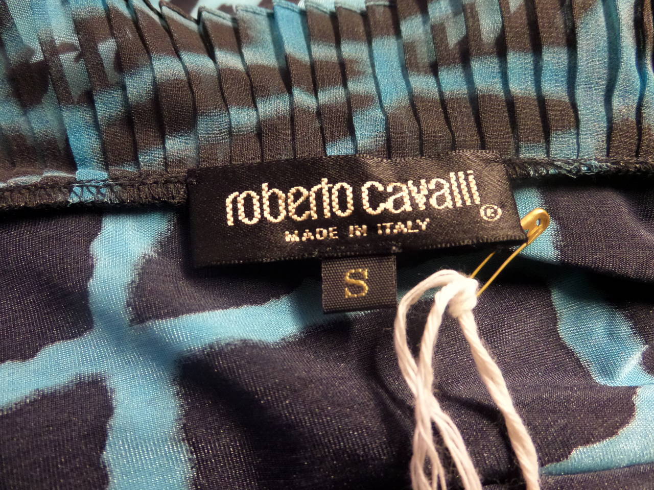 Roberto Cavalli Turquoise and Black Giraffe Print Jersey Dress For Sale 4
