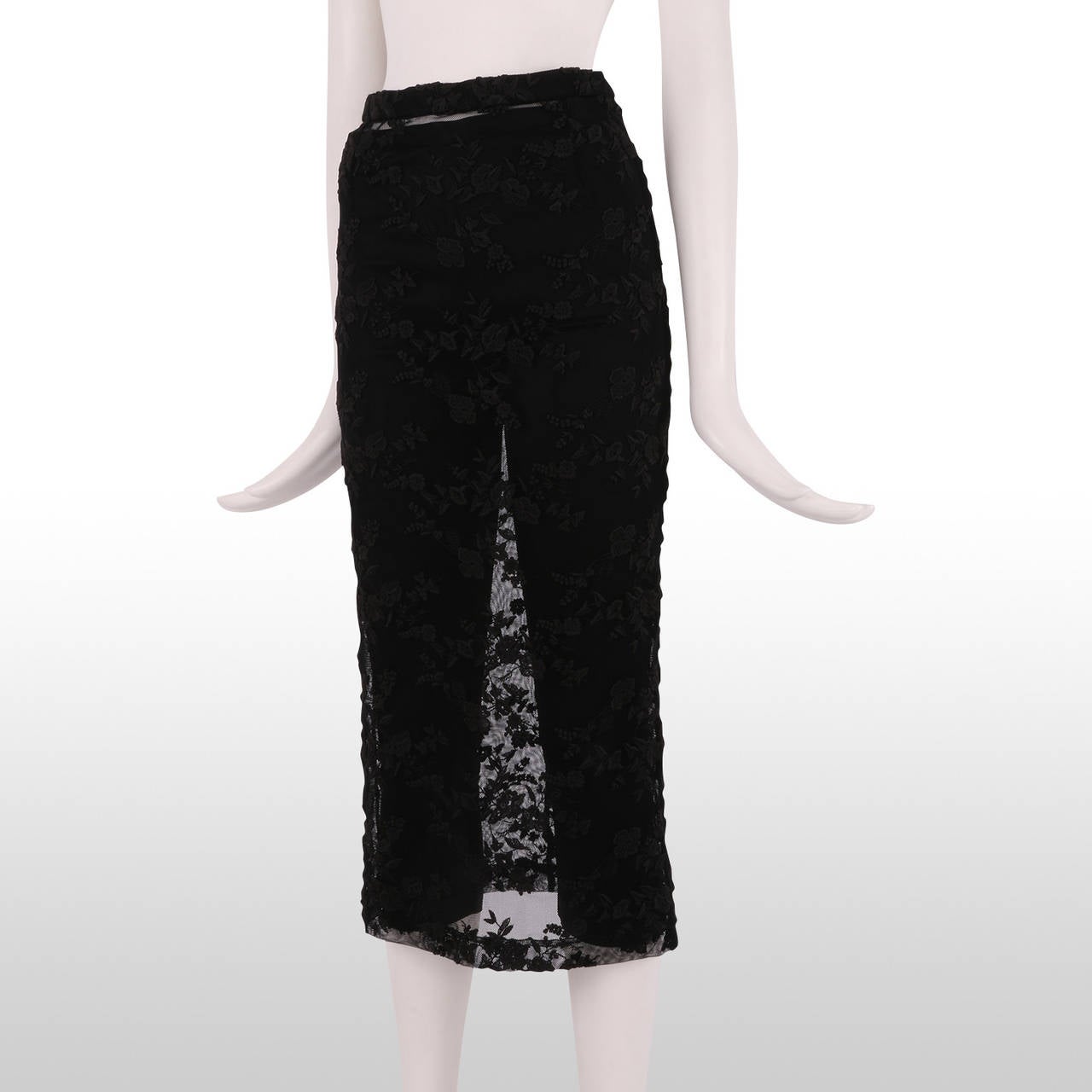Dolce & Gabbana Black Pedal Pusher Leggings with Lace Skirt Overlay For Sale 1