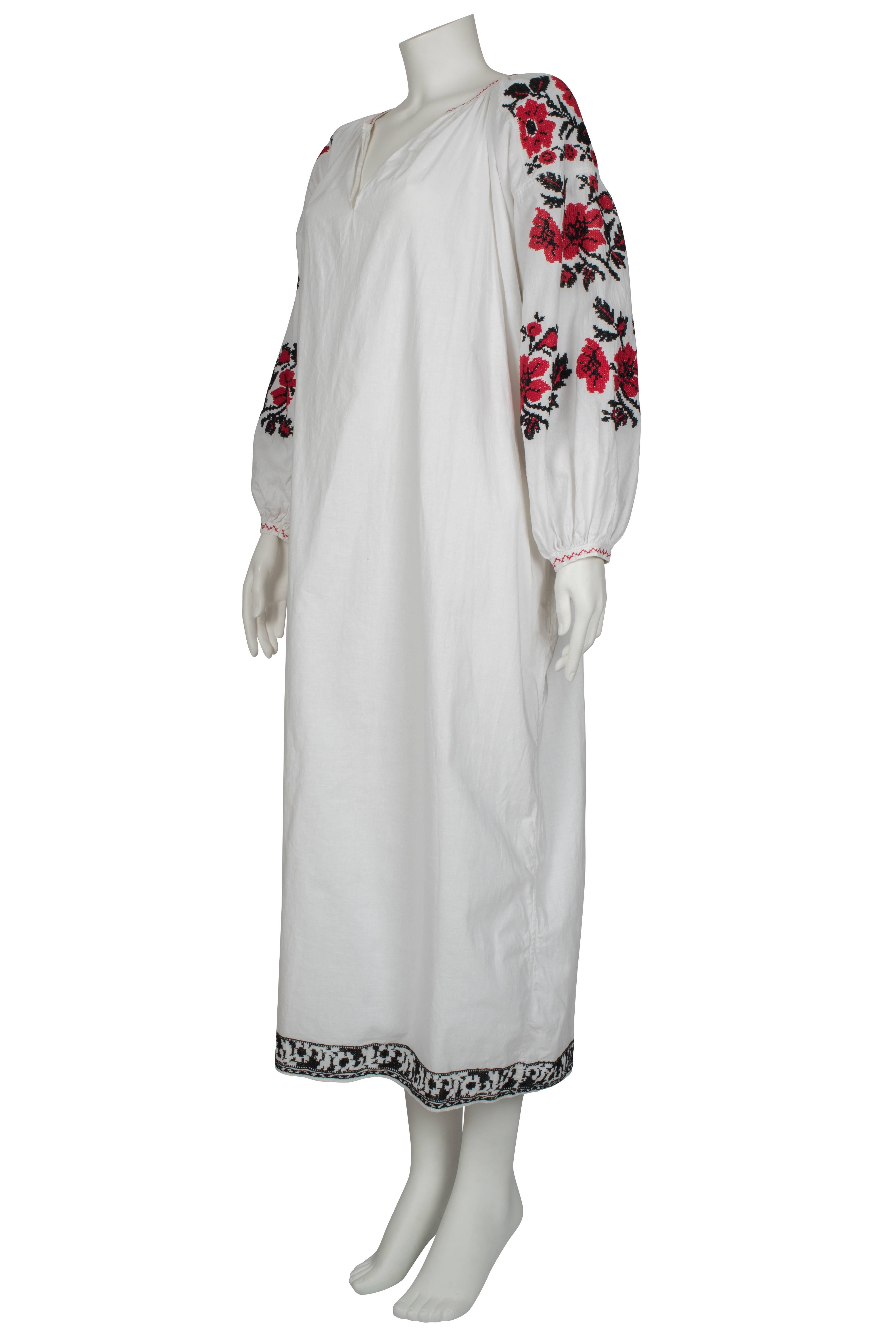 Women's 1970's Ukrainian Vyshyvanka Dress