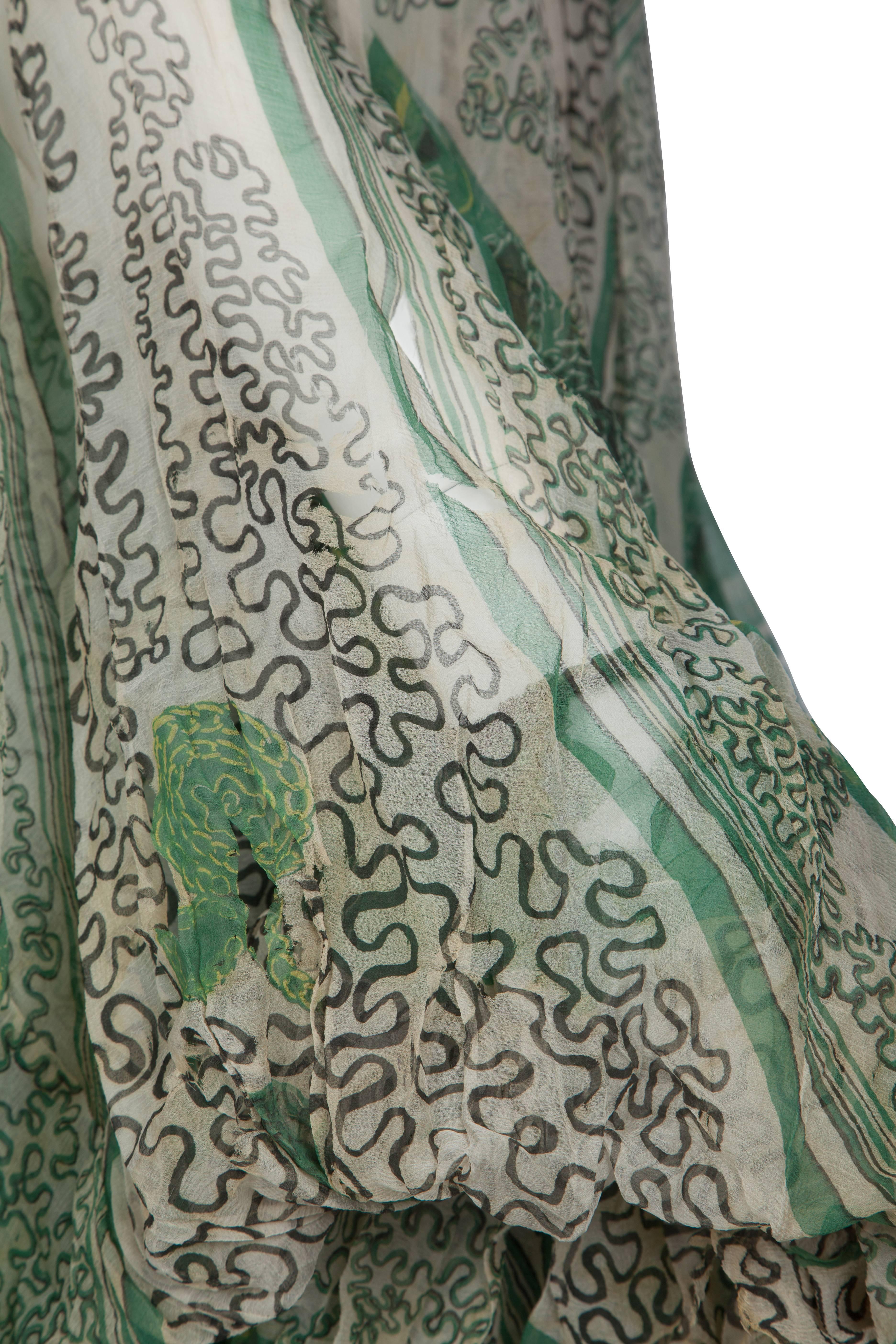 Rare 1969 Zandra Rhodes Ivory and Green Silk Tunic - Sold As Is In Fair Condition For Sale In London, GB