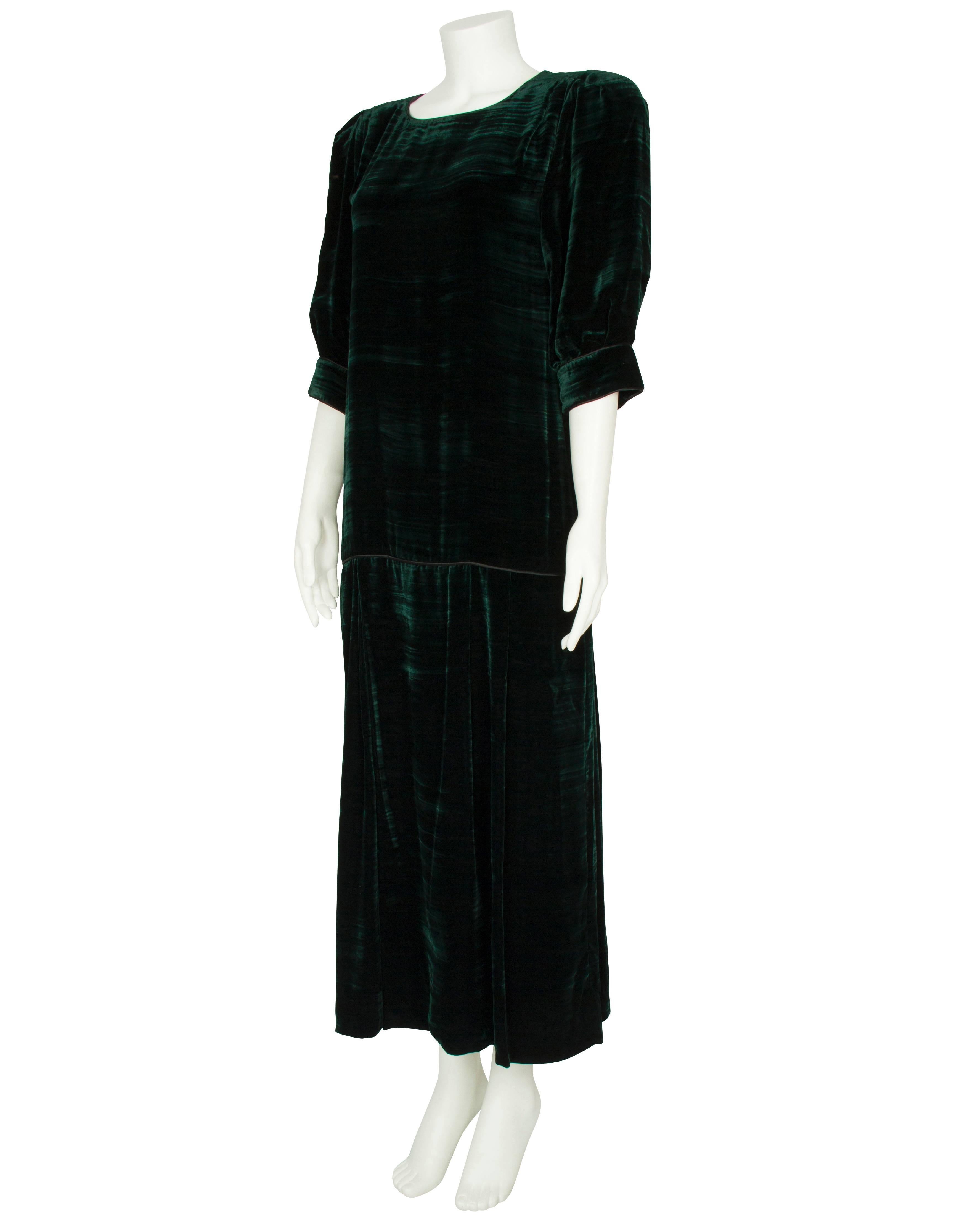 Black 1980s Anouska Hempel Forest Green Velvet Dropped-Waist Dress with Puffed Sleeves For Sale