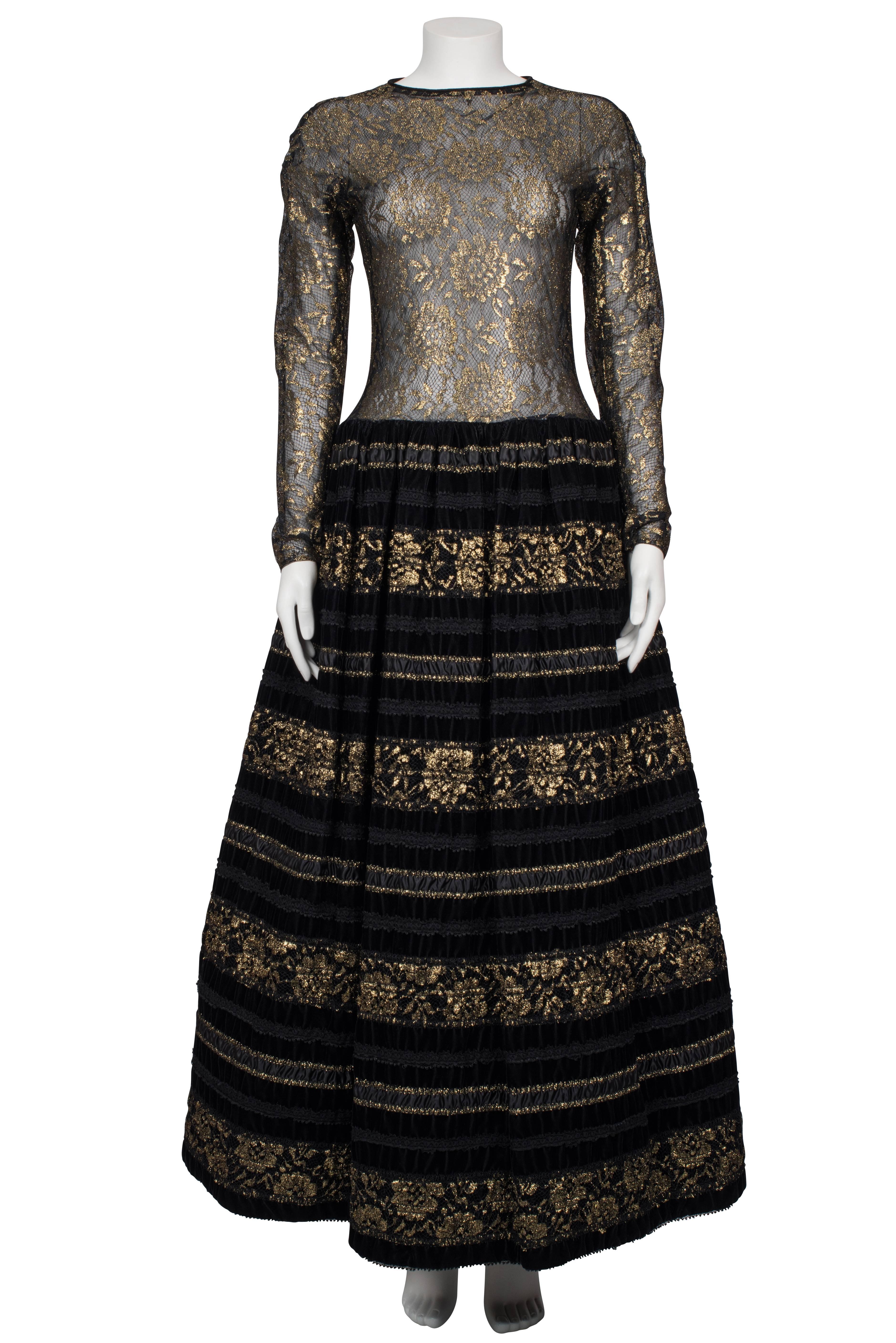 Women's 1960's Arnold Scaasi Couture Black & Gold Metallic Lace Gown For Sale