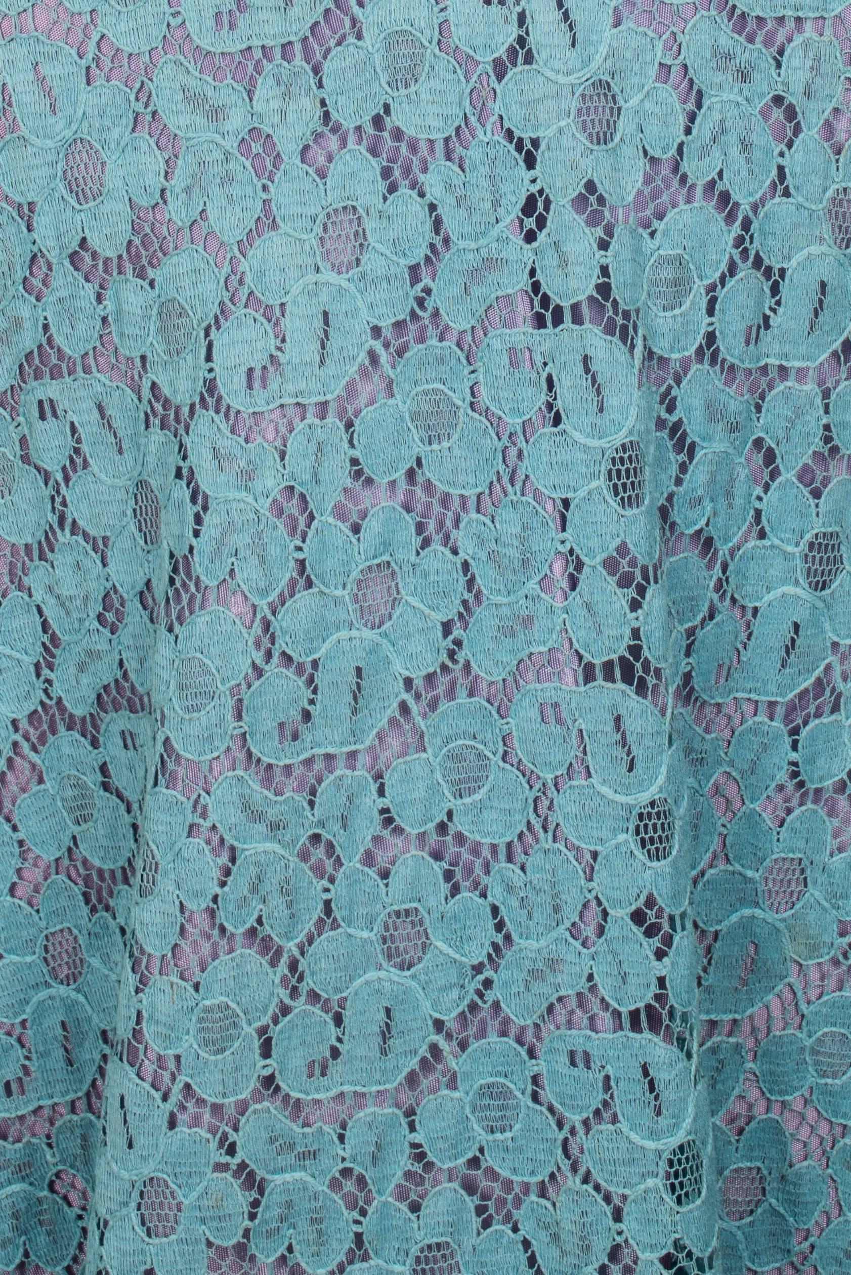 1950s Turquoise Lace and Trim Lilac Satin Trim Dress and Bolero For Sale 3