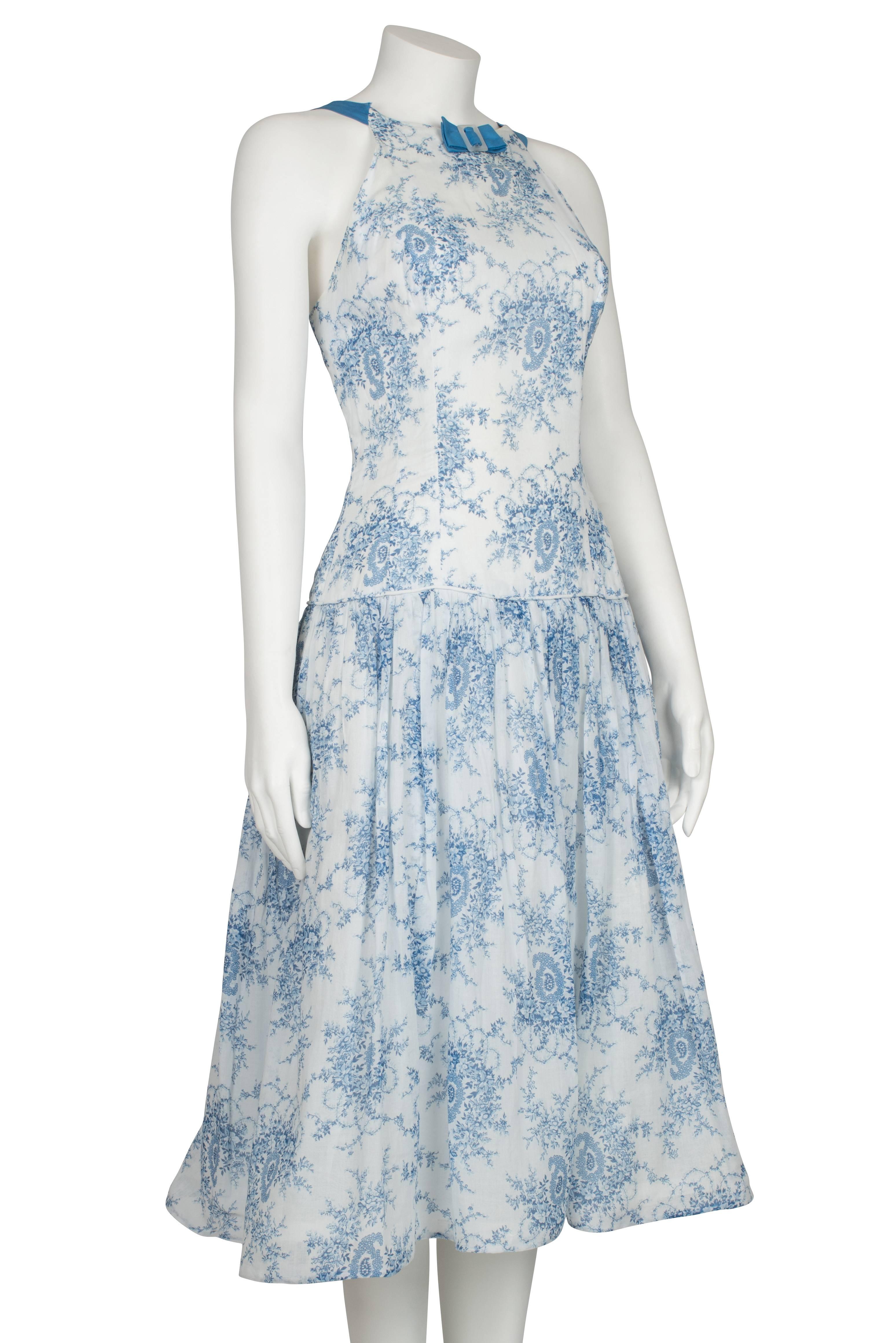 Late 1940's Dutch Blue And White Cotton Drop Waist Summer Dress In Excellent Condition For Sale In London, GB