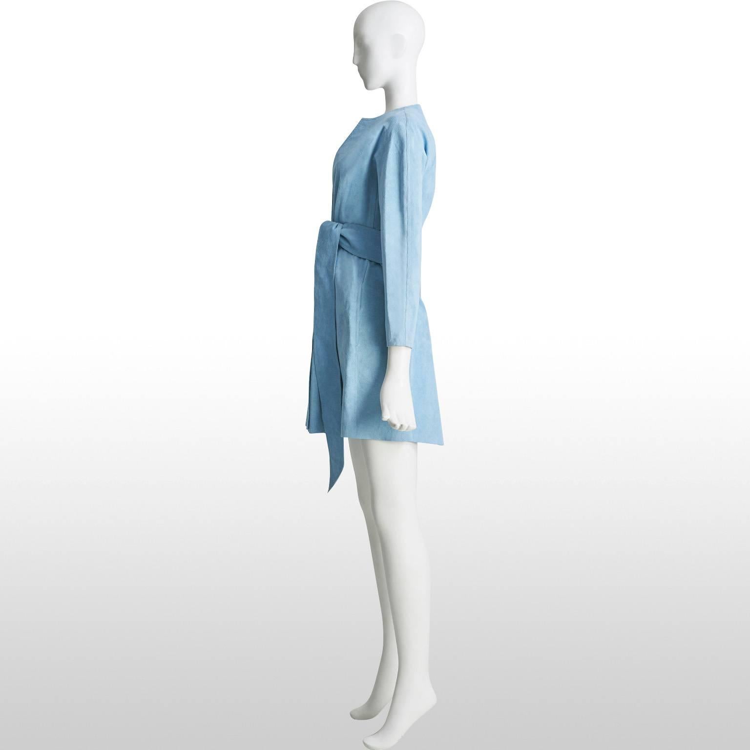 70s RARE Halston Sky Blue Ultrasuede Coat In Excellent Condition In London, GB