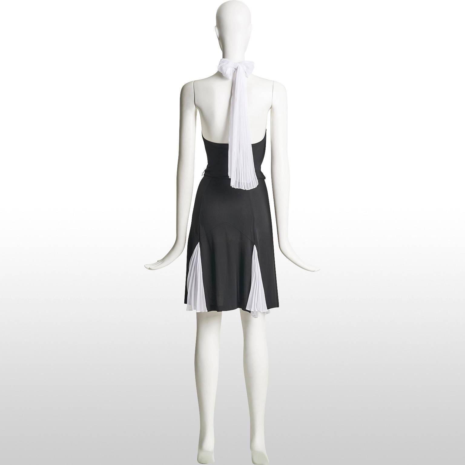 Women's  Diane Von Furstenberg Black and White Halter Neck Dress  For Sale