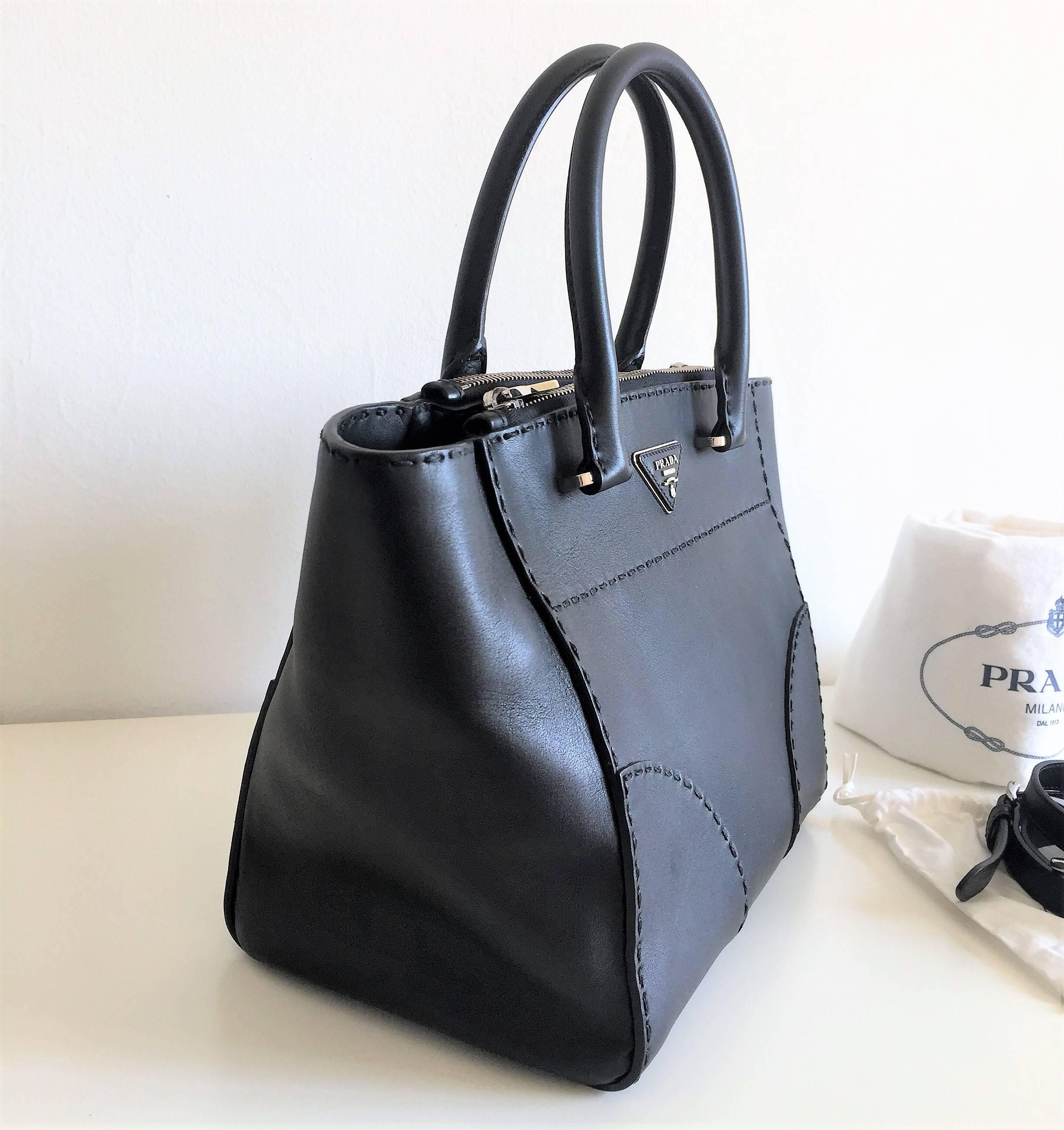 Prada Black Leather Shoulder bag, a Pristine '2way City' Calf Leather Tote For Sale 1