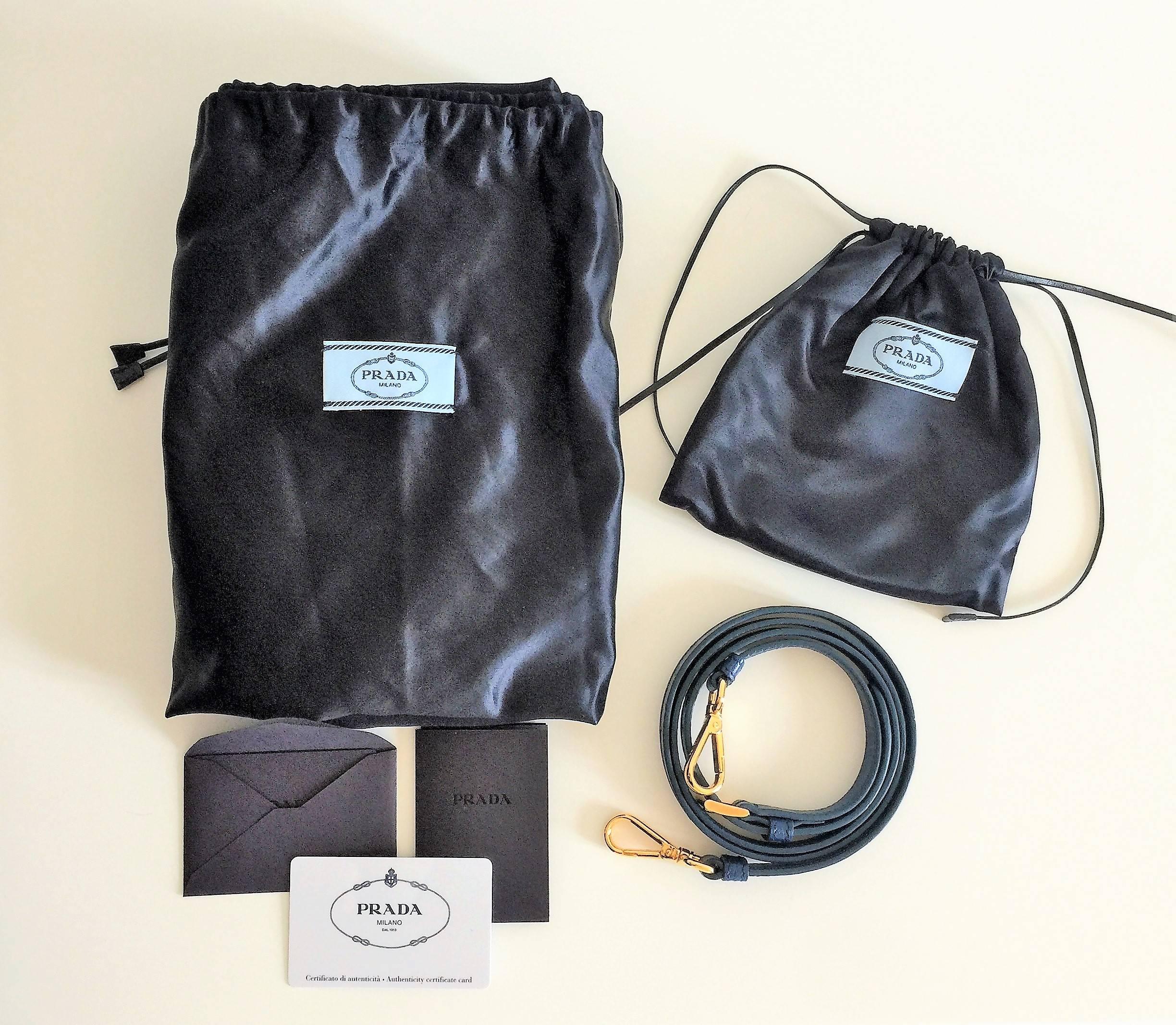 Prada Cobalt Blue Ostrich Leather 'Galleria' Crossbody Tote Bag For Sale 4