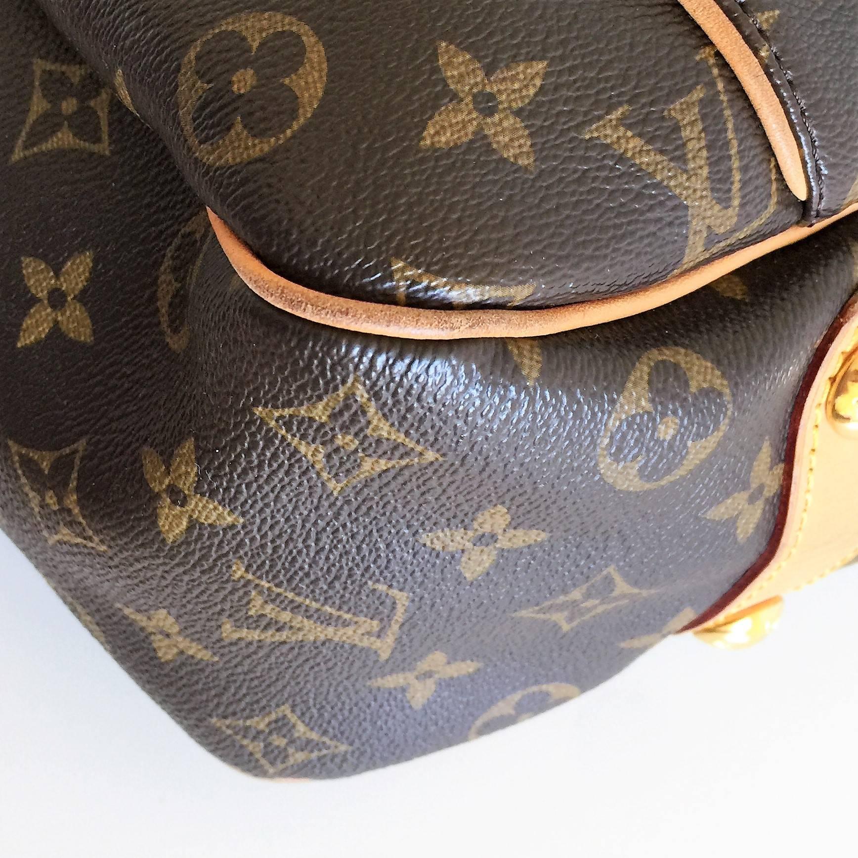 Louis Vuitton Galliera MM Monogram Shoulder Bag, LV Monogram purse For Sale 4