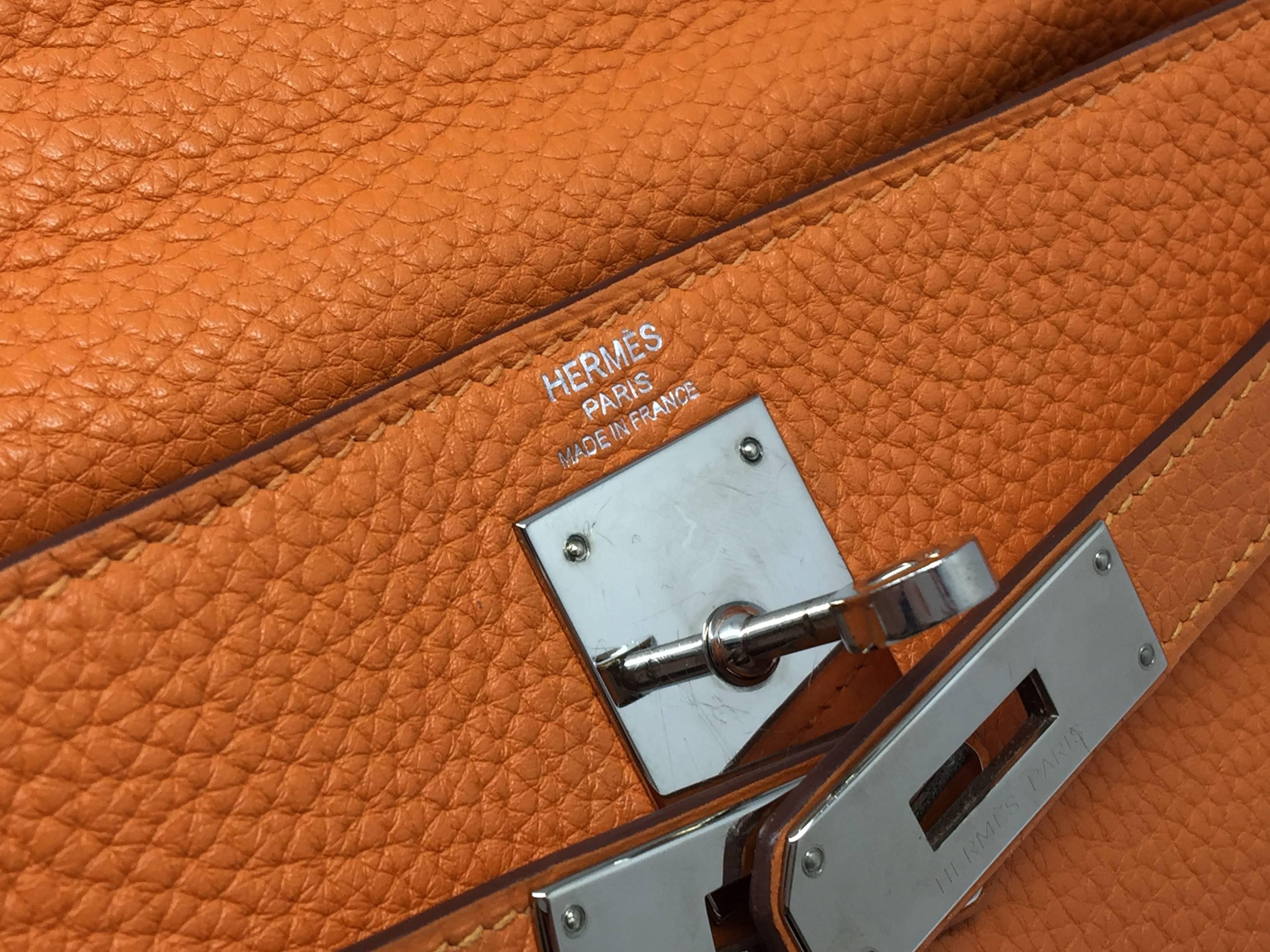 Hermes Kelly 32 Orange Iris Clemence Leather SHW Top Handle Bag For Sale 2