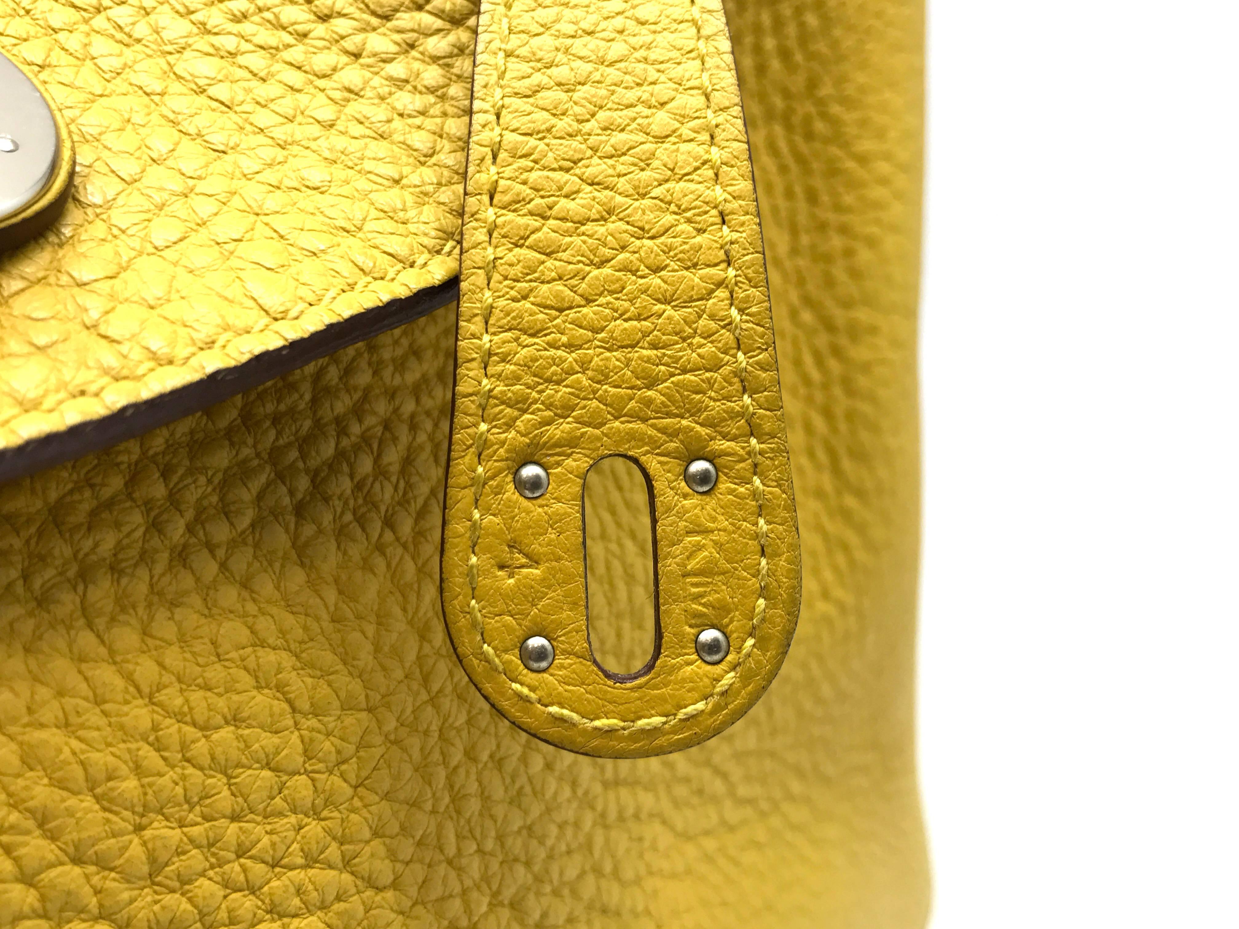 Hermes Lindy 34 Soleil Yellow Clemence Leather Shoulder Bag For Sale 1