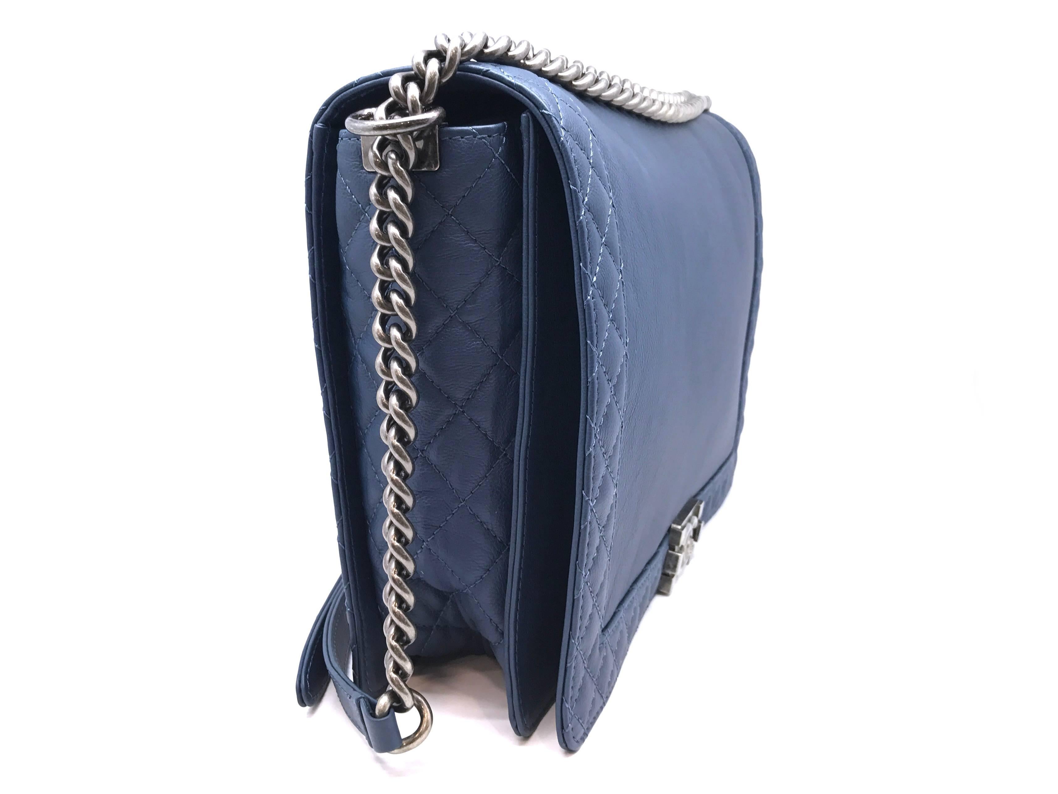 Chanel Boy Reverso Flap Blue Calfskin Leather SHW Chain Shoulder Bag In Excellent Condition In Kowloon, HK