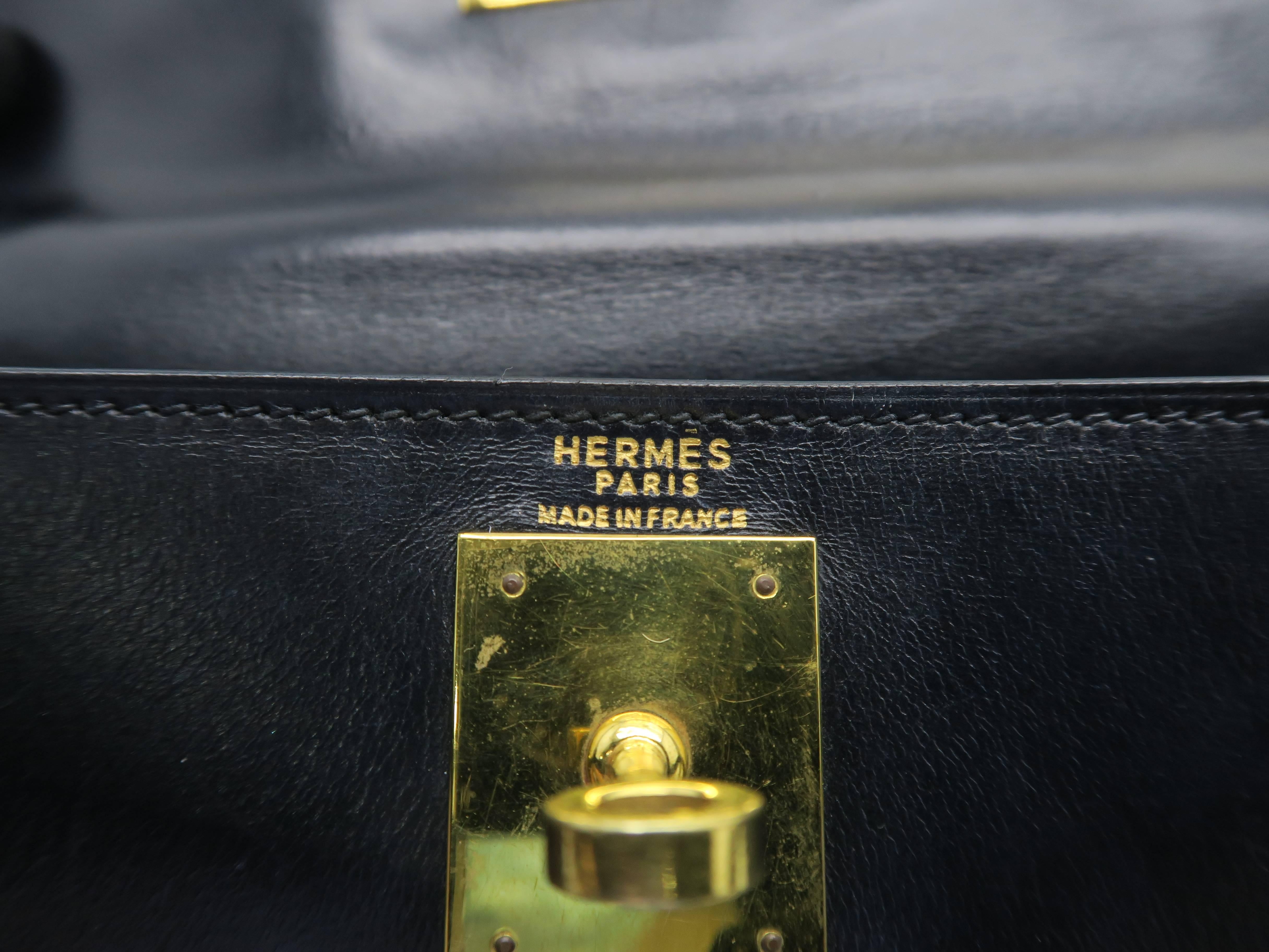 Women's Hermes Kelly 32 Noir Black Box Calf Leather GHW Top Handle Bag For Sale