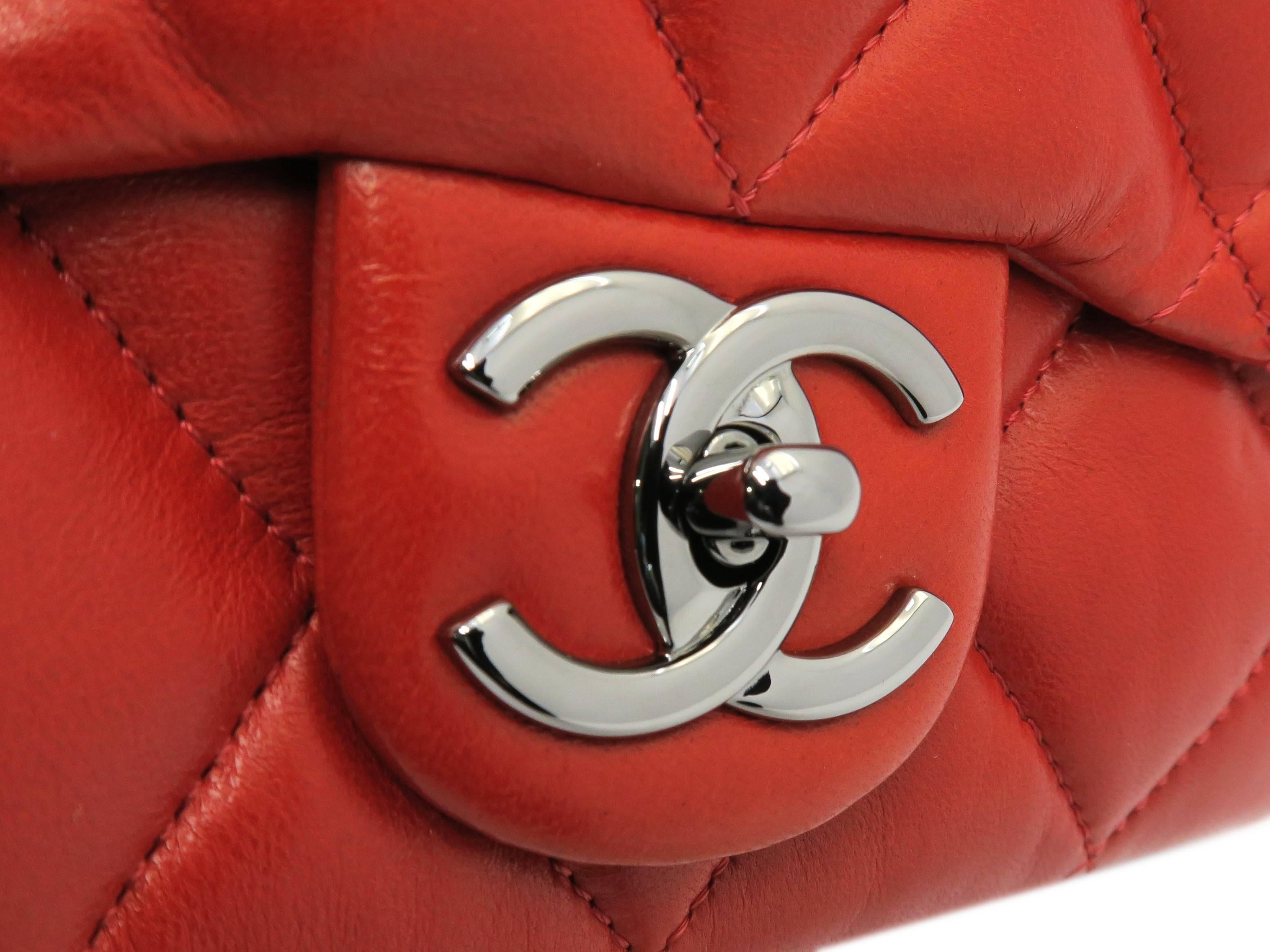 Chanel Red Quilted Calfskin Leather SHW Chain Shoulder Bag 1