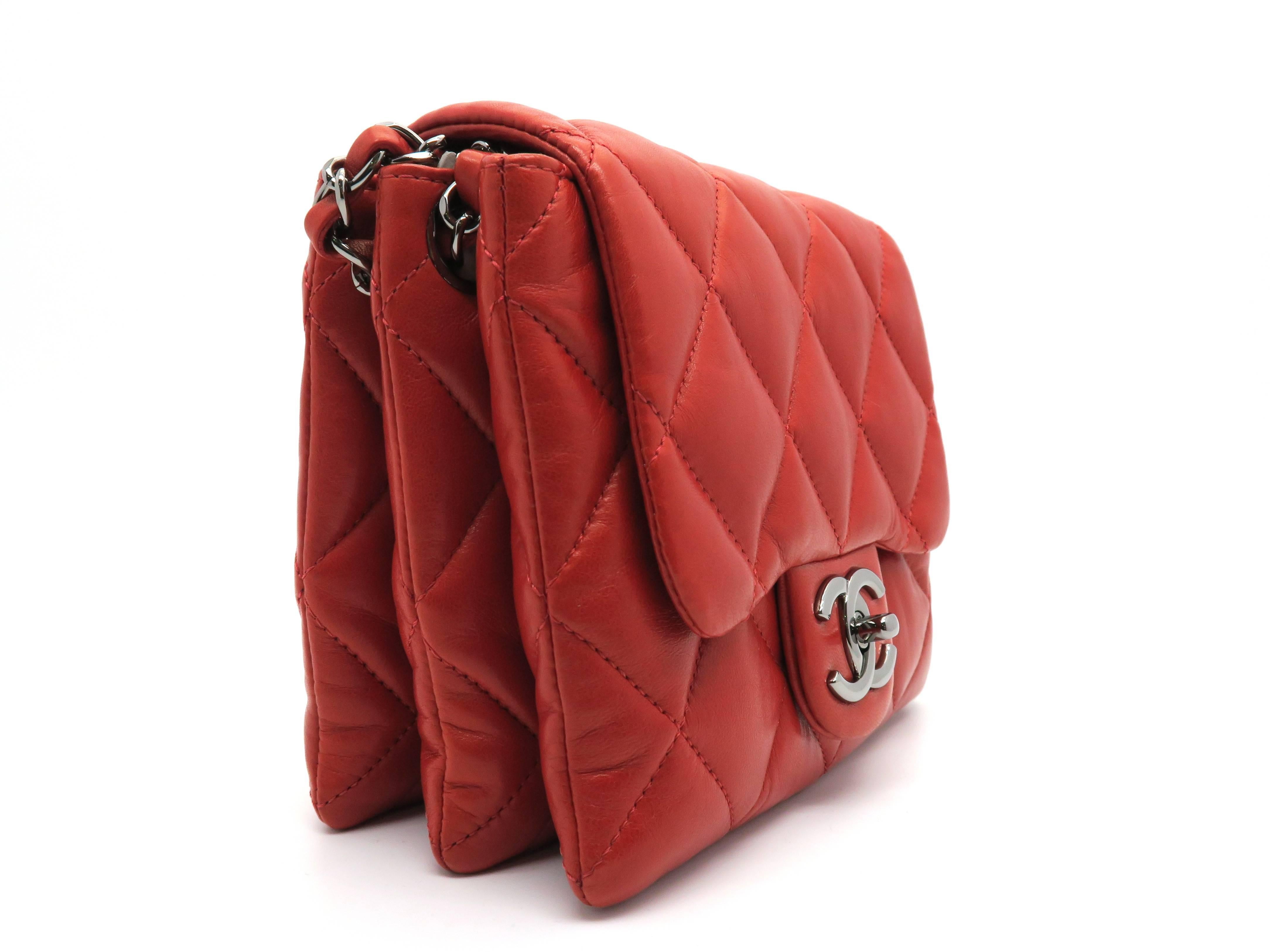 Color: Red 

Material: Quilted Calfskin Leather

Condition: Rank A 
Overall: Good, few minor defects
Surface: Minor Scratches
Corners: Minor Scratches & Stains
Edges: Good
Handles/Straps: Good
Hardware: Minor Scratches

Serial Number #13898298

