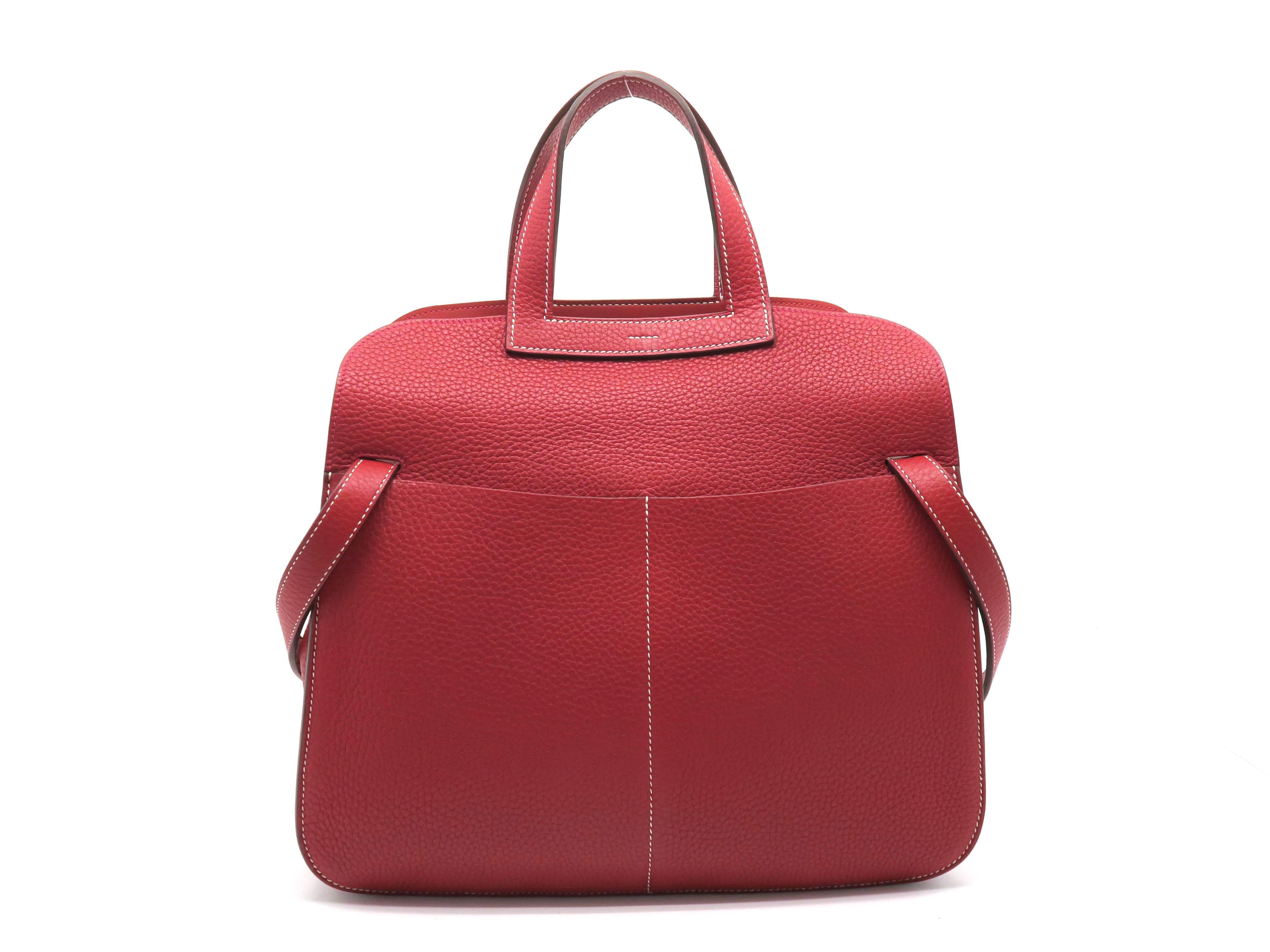 Hermes Halzan 31 Rouge Casaque Red Clemence Leather Shoulder Bag In Excellent Condition In Kowloon, HK