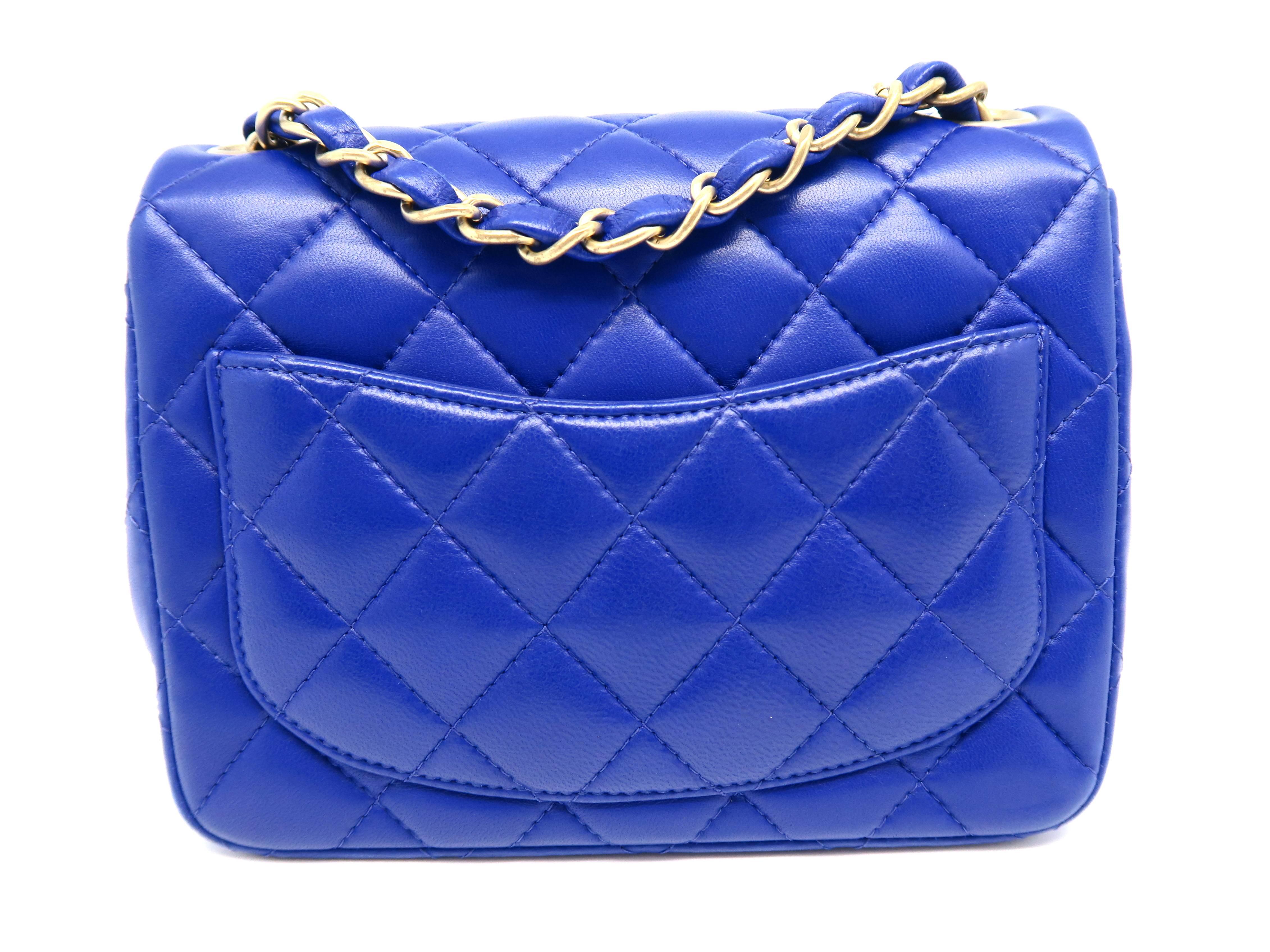 Chanel Mini Classic Flap Blue Quilted Lambskin Leather Chain Shoulder Bag In Excellent Condition In Kowloon, HK