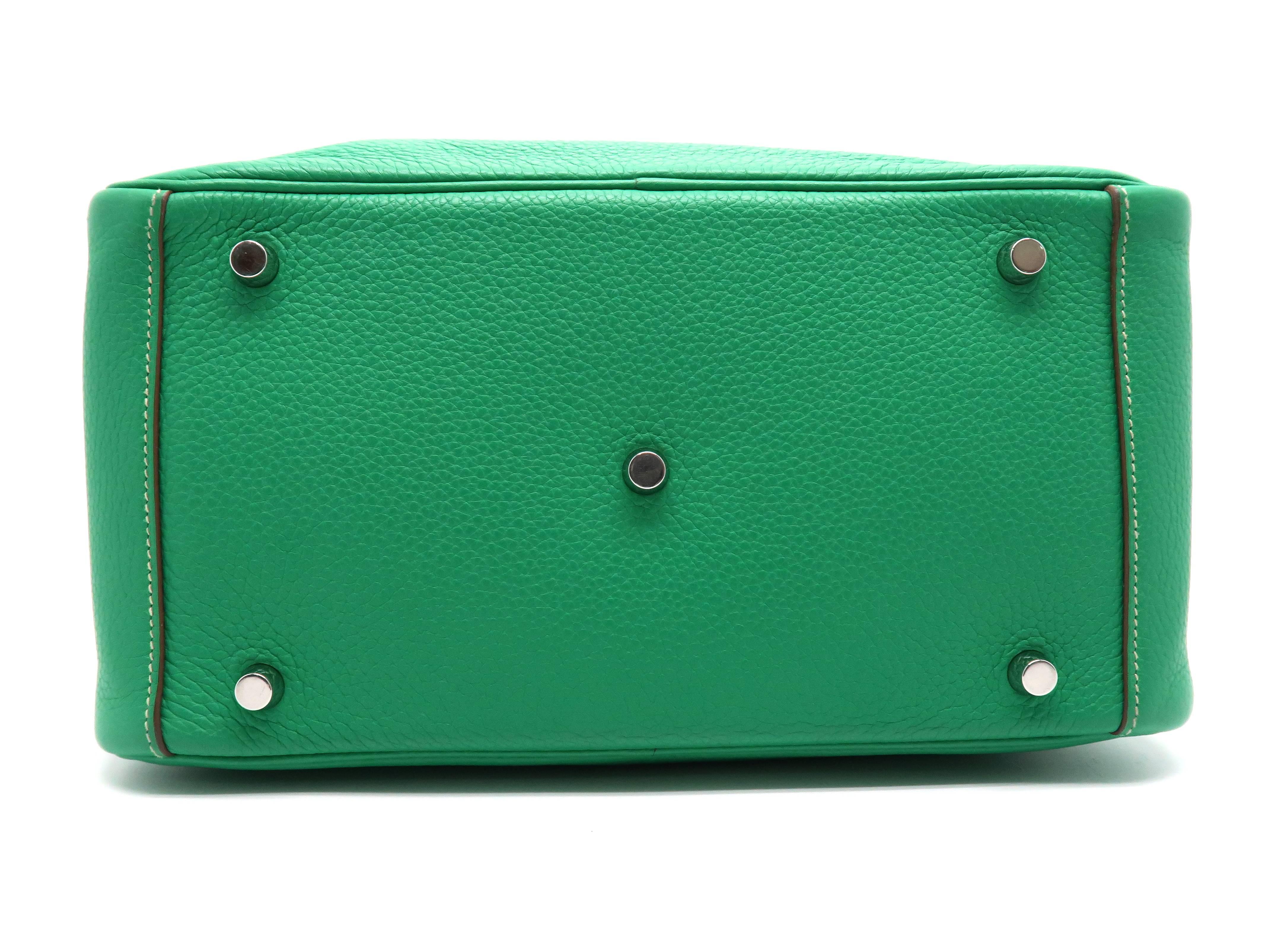 Hermes Lindy 30 Menthe Green Clemence Leather SHW Shoulder Bag In New Condition In Kowloon, HK